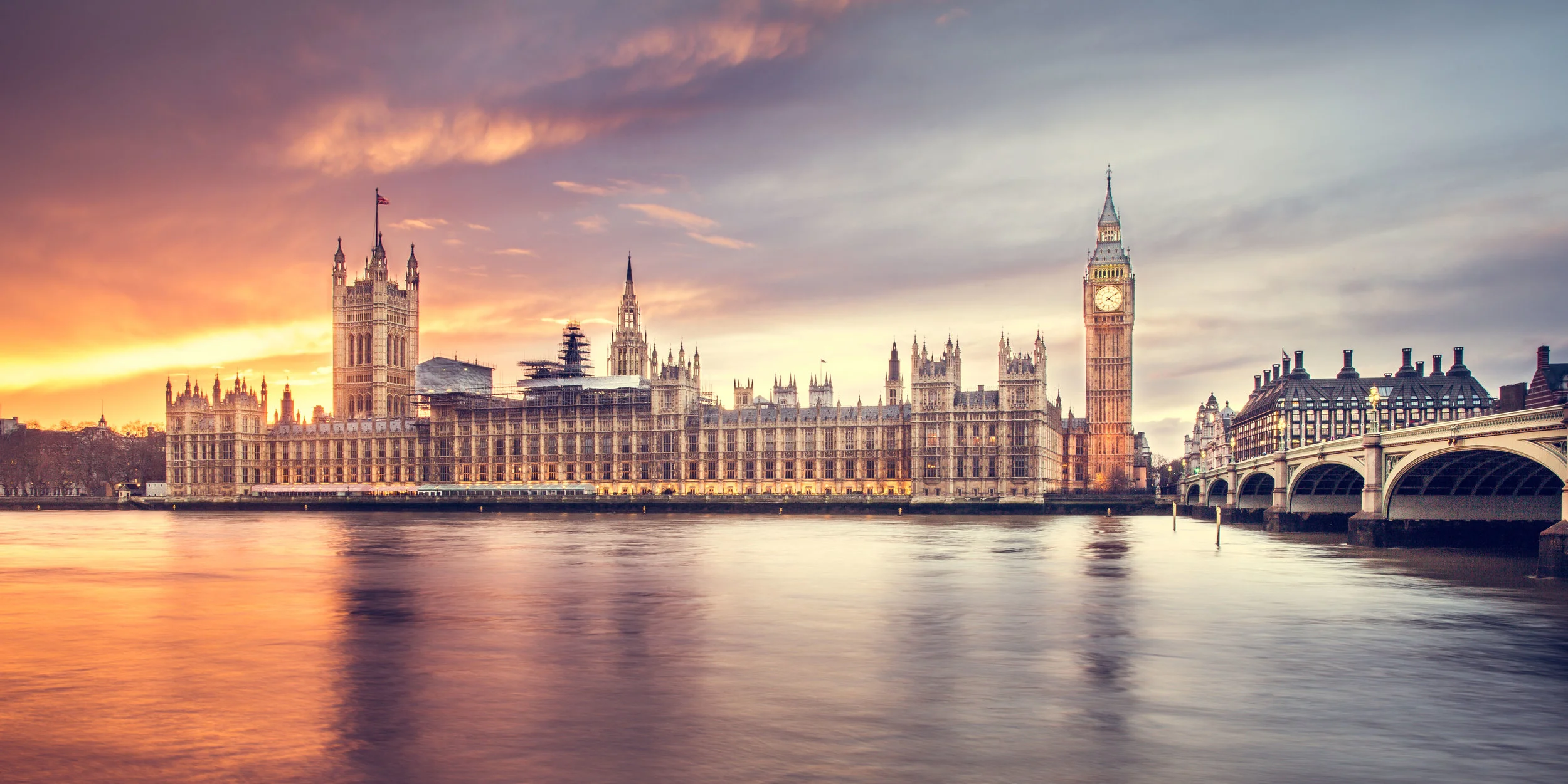 Dr Phillip Manfield - Learning the Flash Technique in London