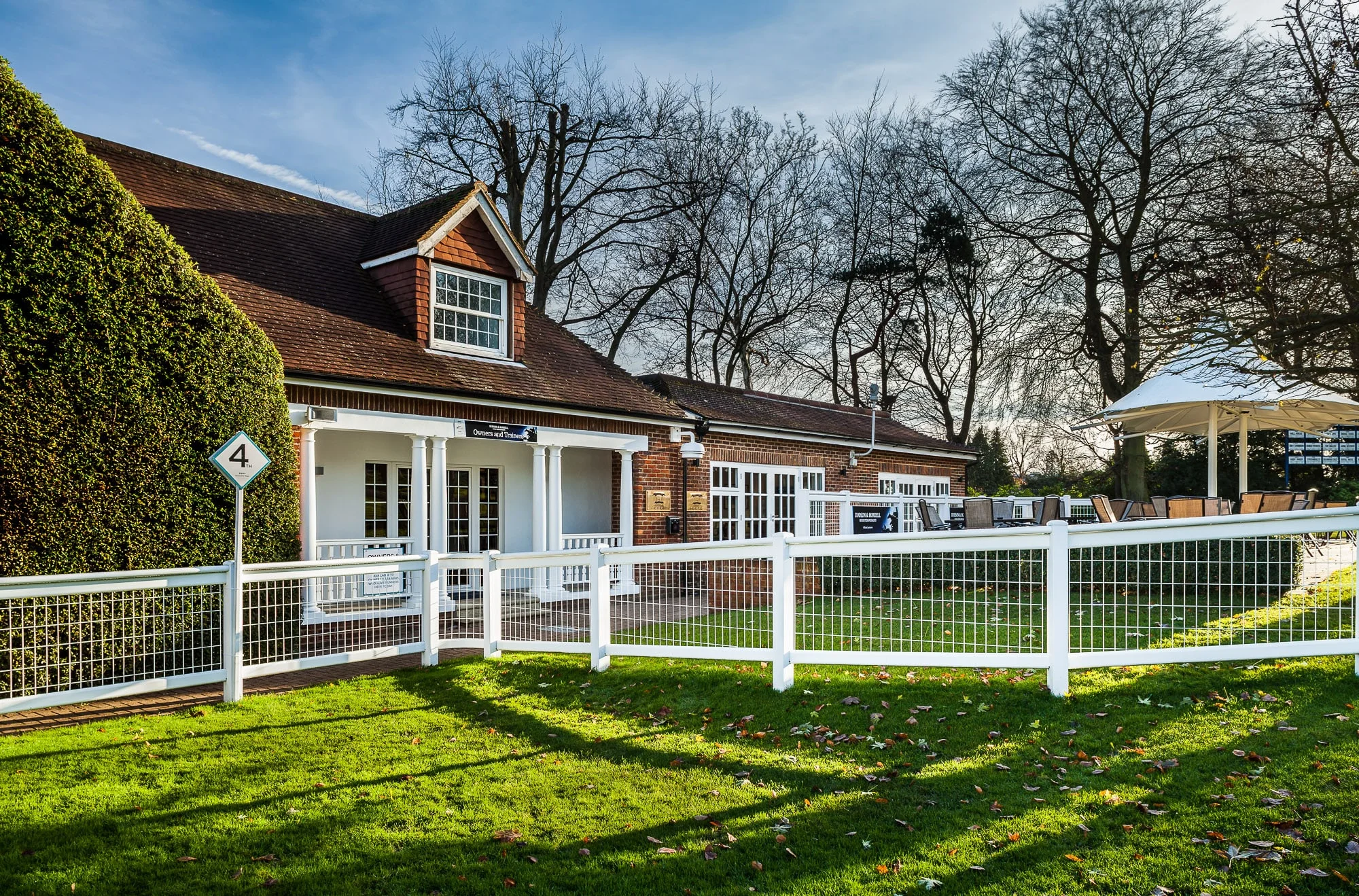 Sandown Park Racecourse