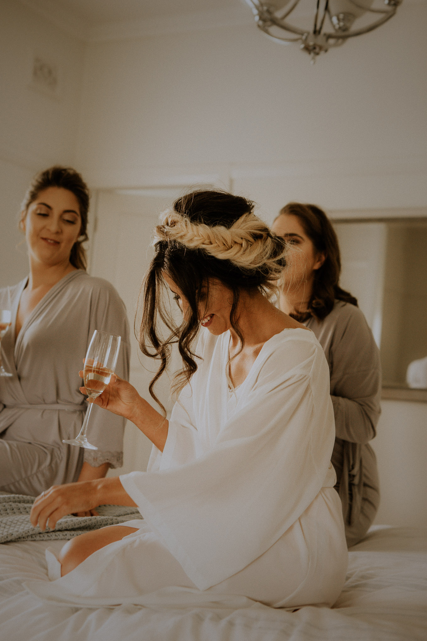 Bride and bridesmaid in the bridal suite at Waldara Farm Wedding Venue, Blue Mountains near Oberon