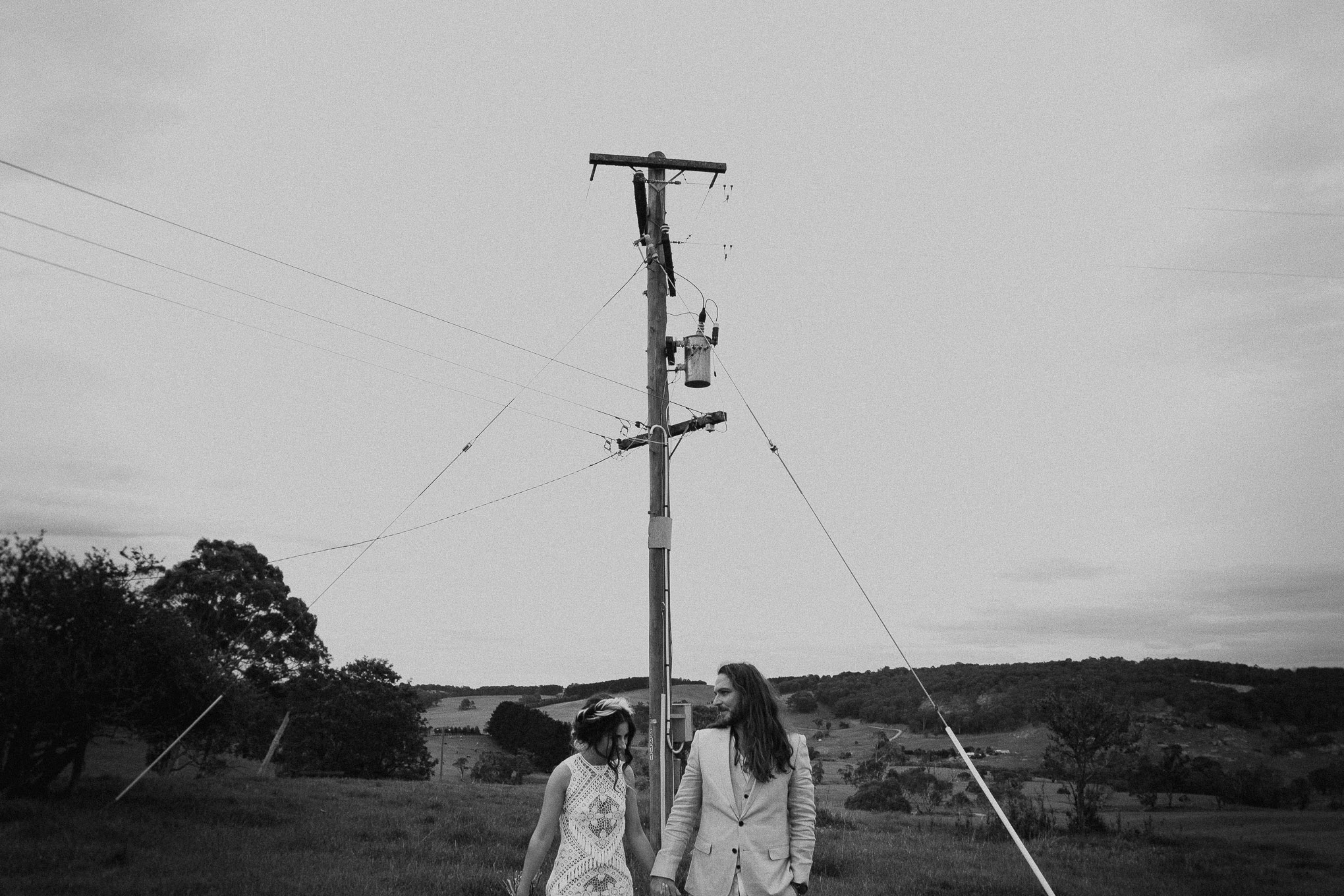 Portraits with a bridal party near Waldara Farm