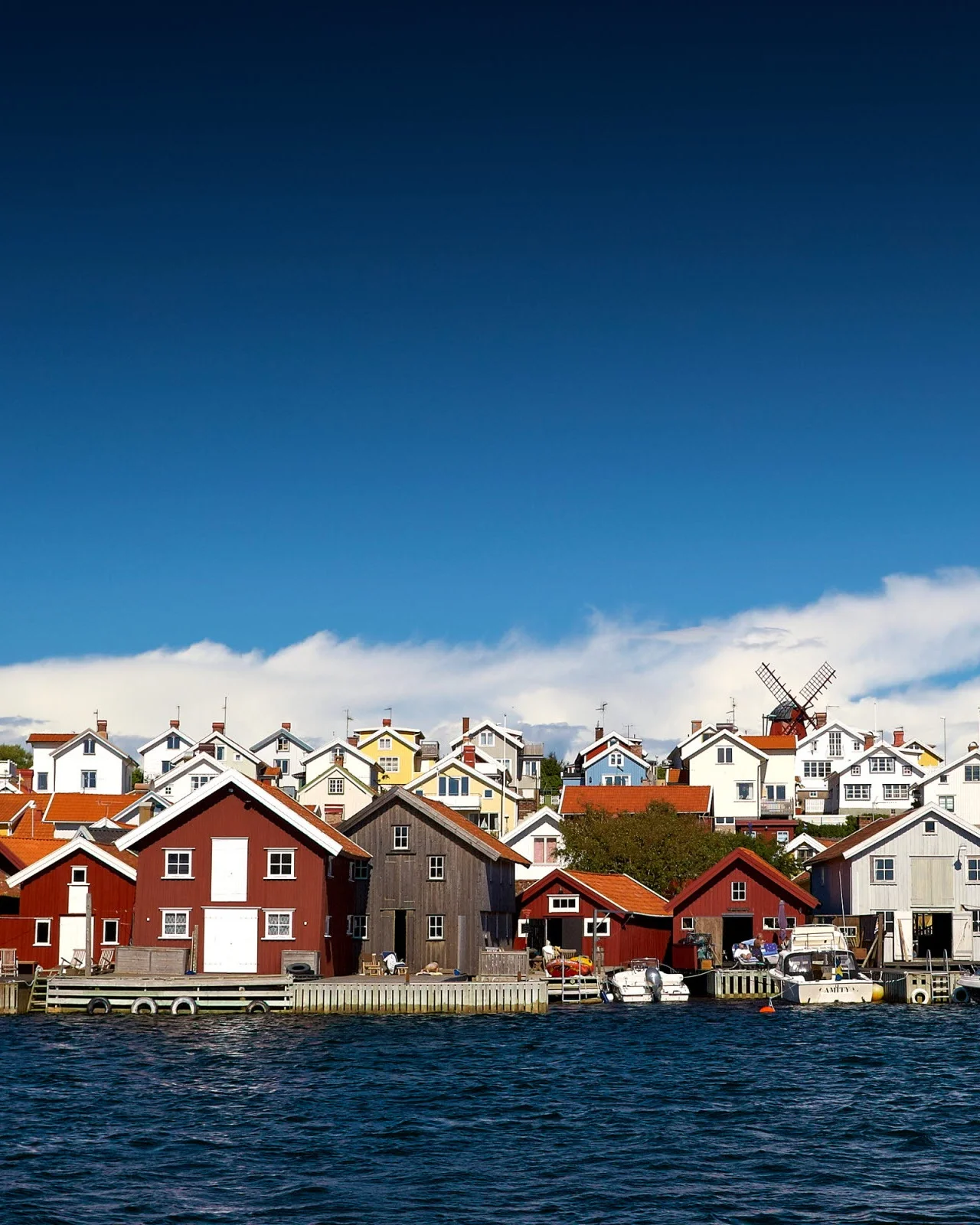 Houses+and+fishing+shacks+-Photo+Cred+Jonas+Ingman.jpg