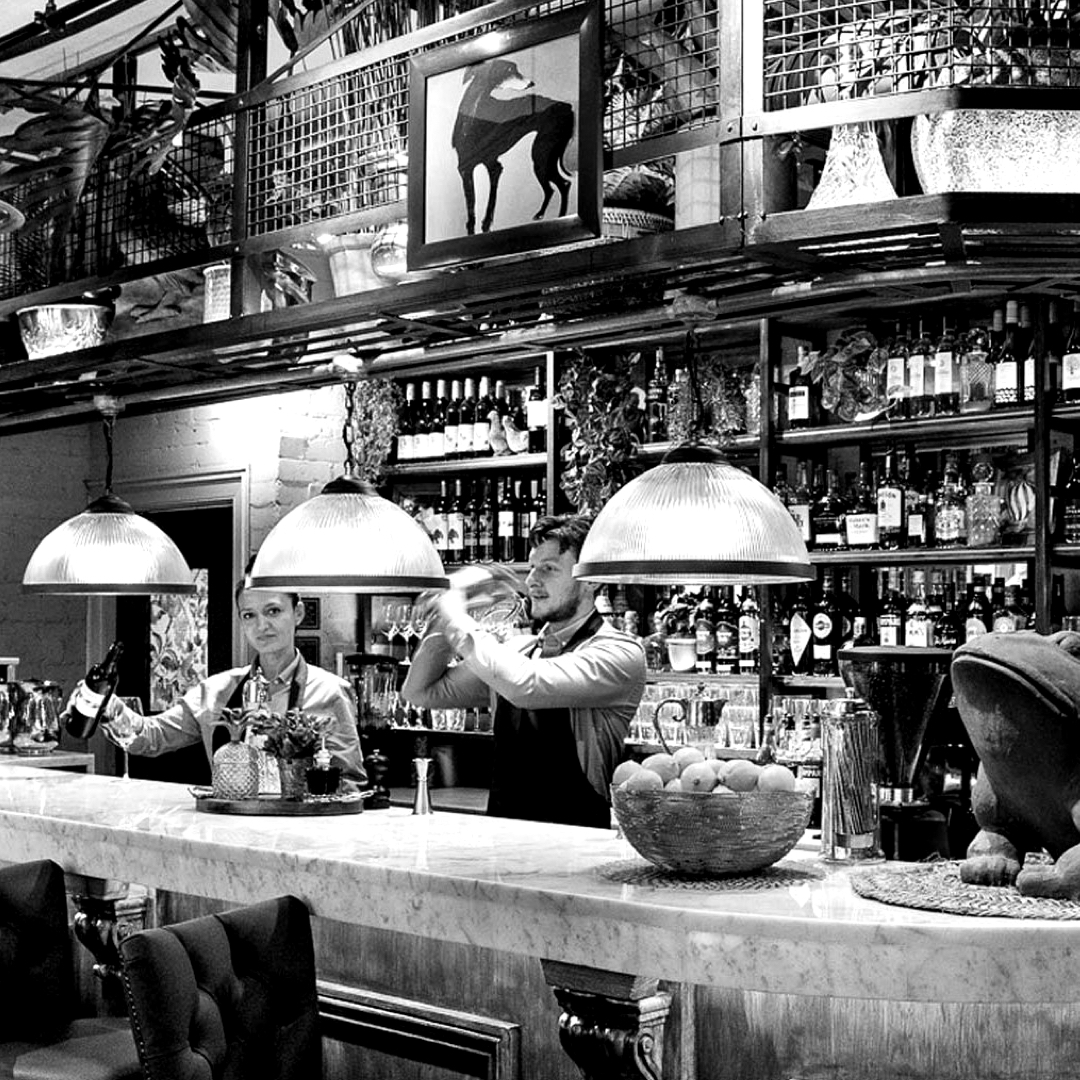 Industry Lunch at Bills.jpg