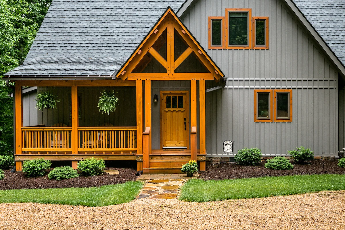 415 Breeze Way - Kent & Carlinda Todd-3.jpg