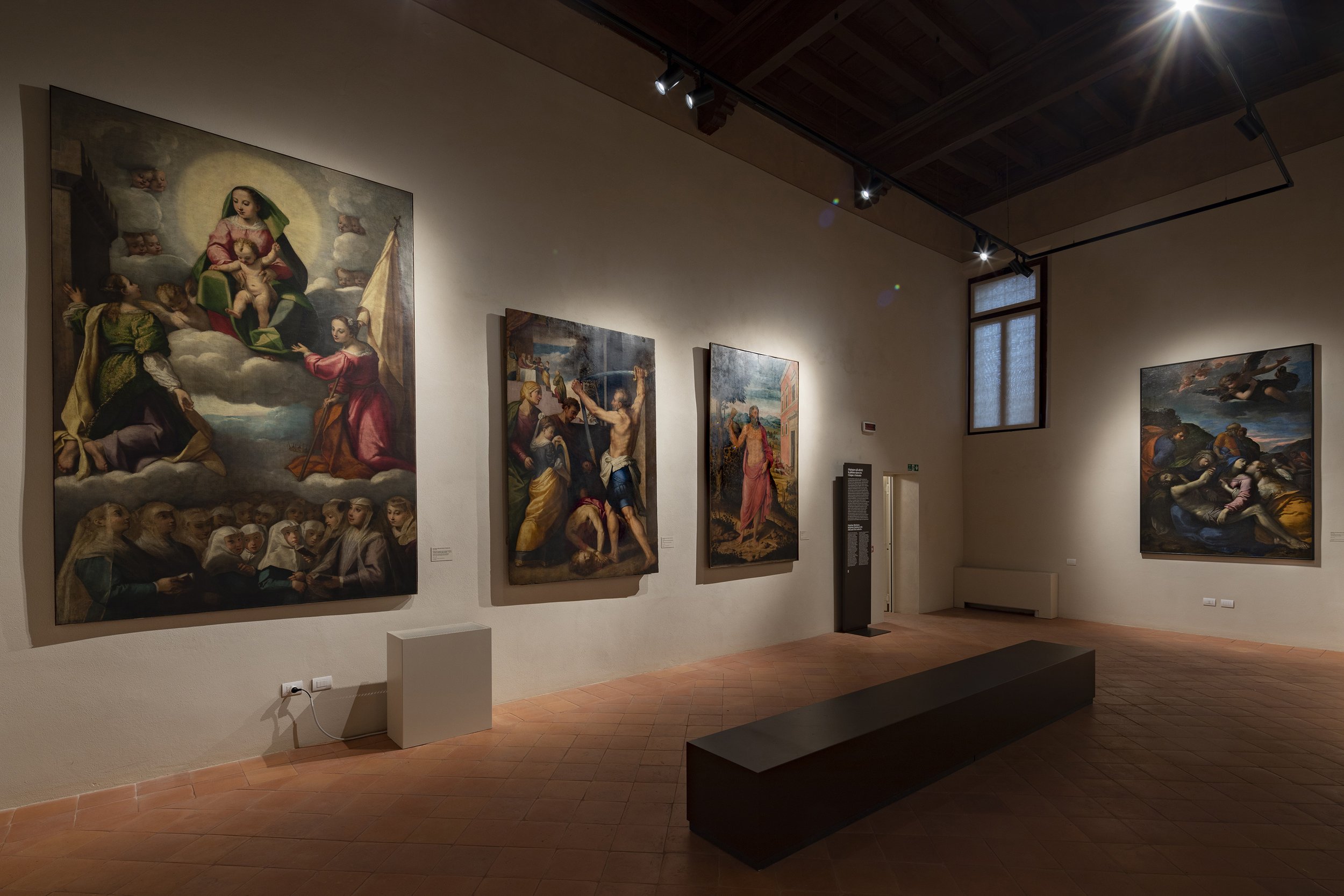 MS027 - La sala della pittura del Cinque e Seicento, Il Bastarolo e Scarsellino, Museo Schifanoia (Sala 8).jpg