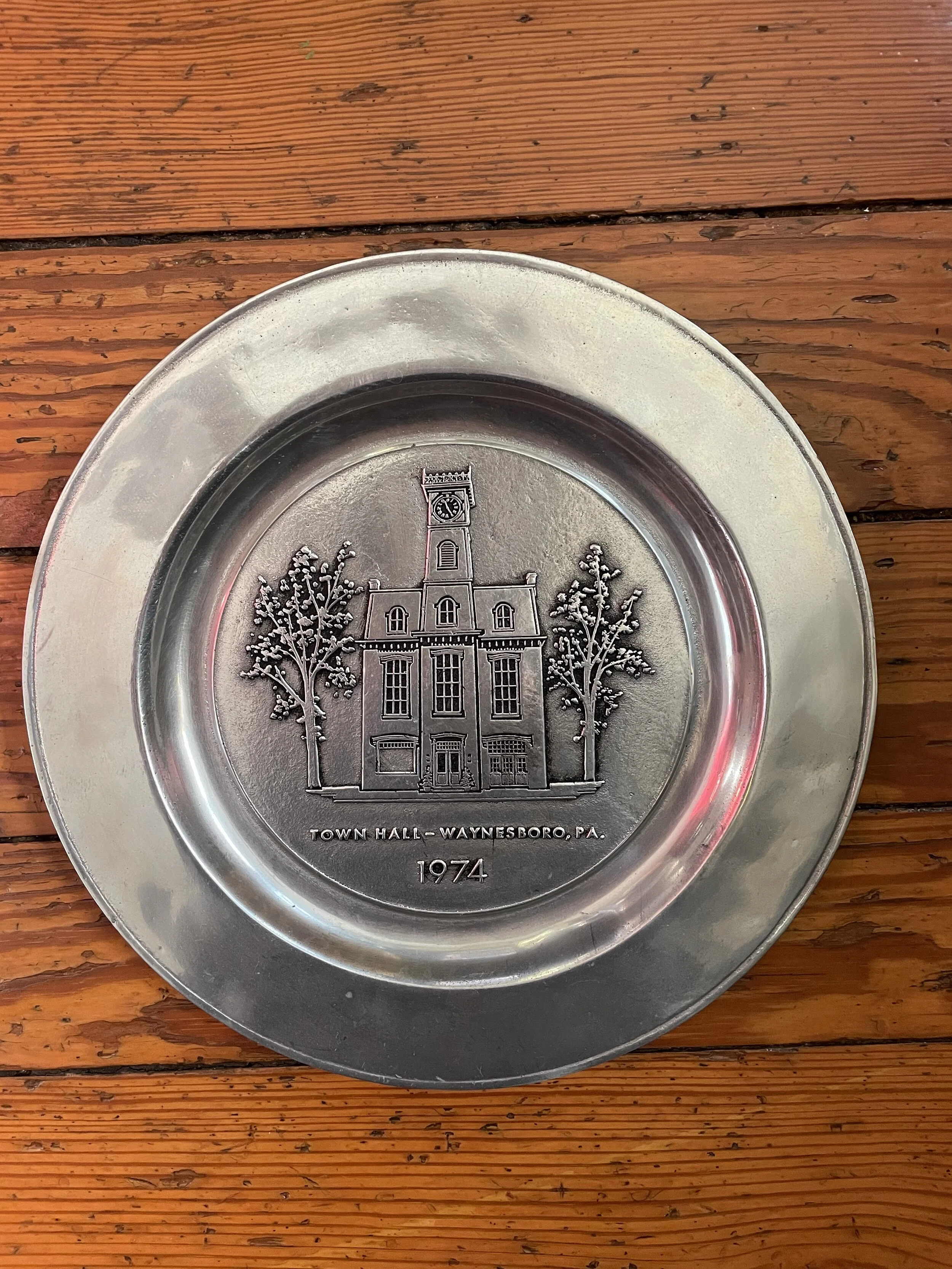 1974 Moul's Gift &amp; Card Shop Commemorative Plate: Town Hall
