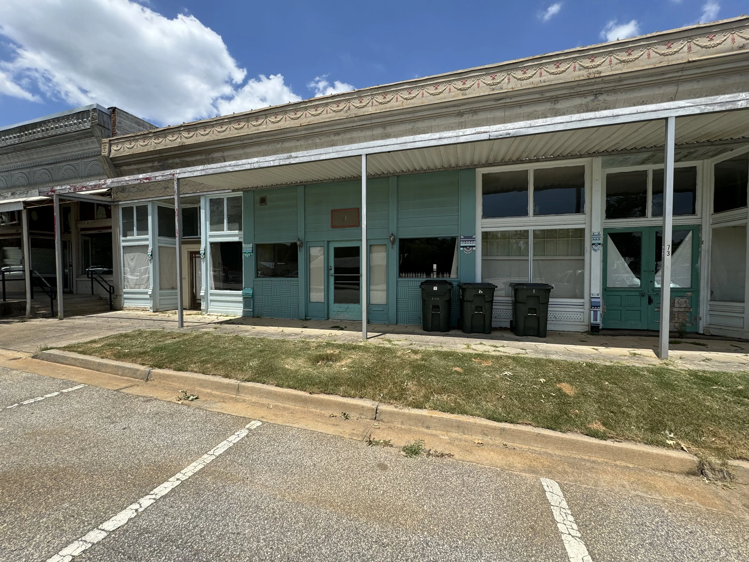 SOLD - AWESOME COMMERCIAL OPPORTUNITY LOCATED IN COMER, GA!