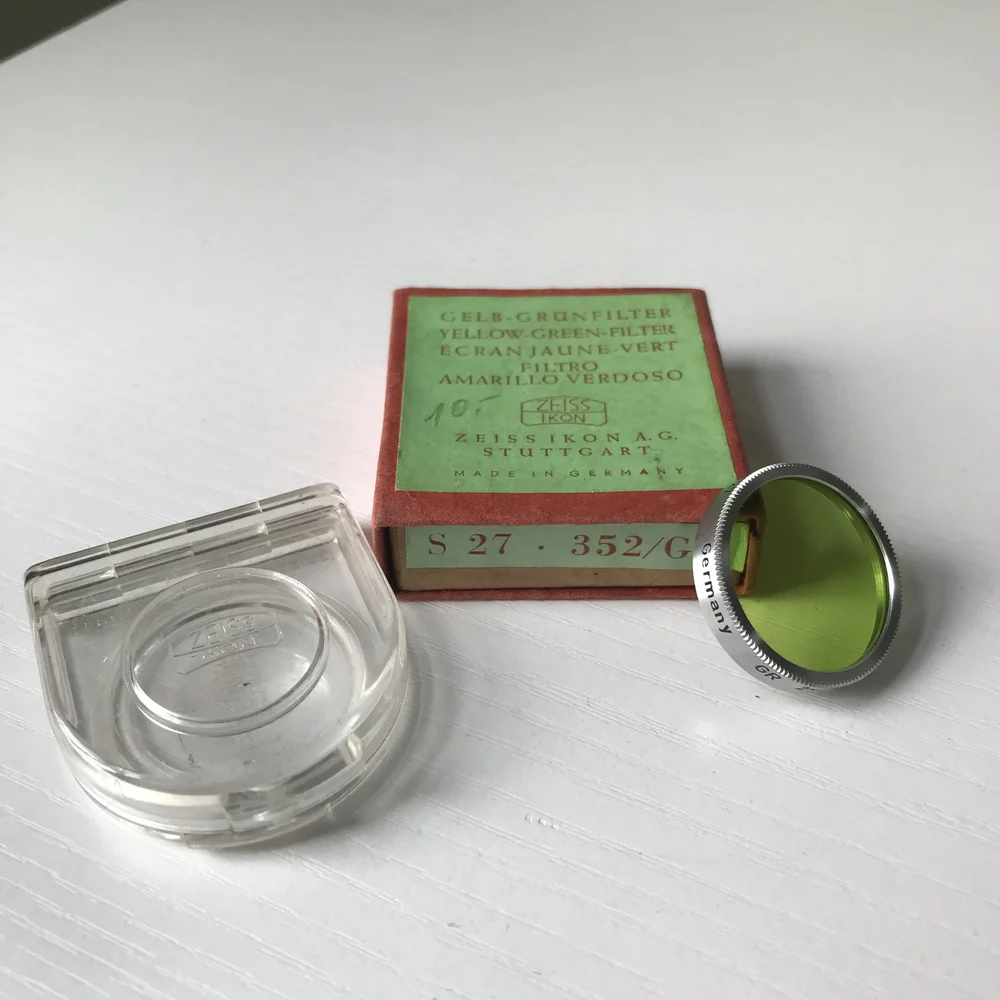 Zeiss Ikon S27 27mm 352/GR Green Filter — Camera Center