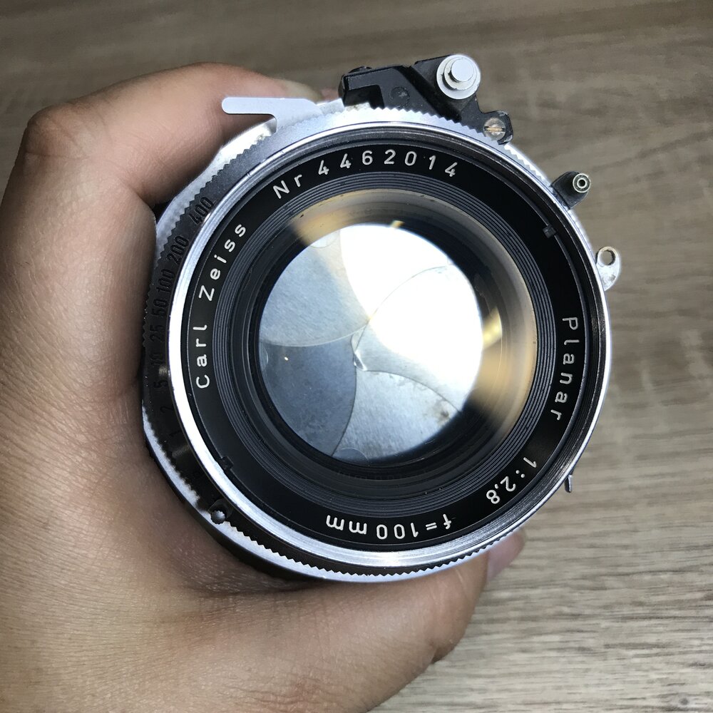 Carl Zeiss 100mm f/2.8 Planar — Camera Center