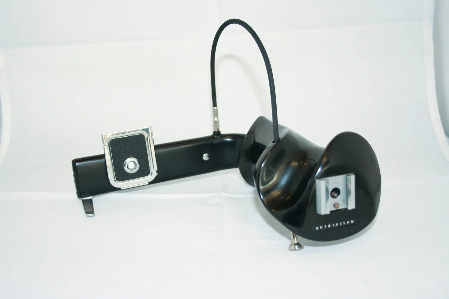 Hasselblad Left Hand Handle Grip (*) — Camera Center