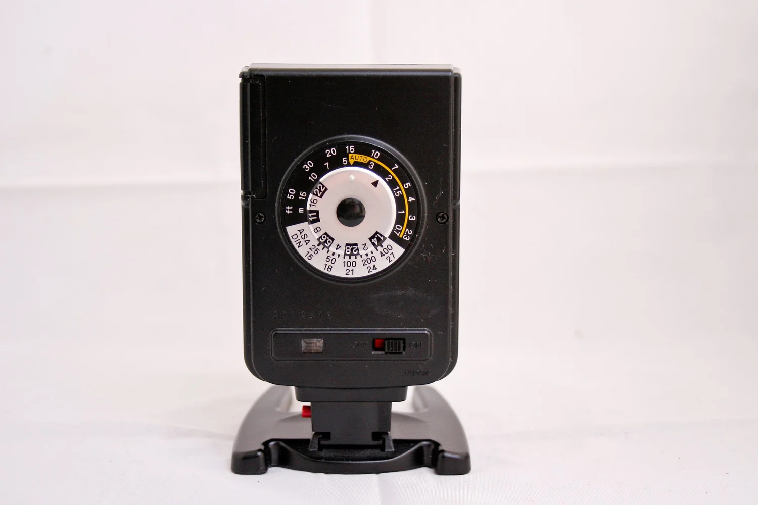Minolta Auto 25 Flash (*) — Camera Center