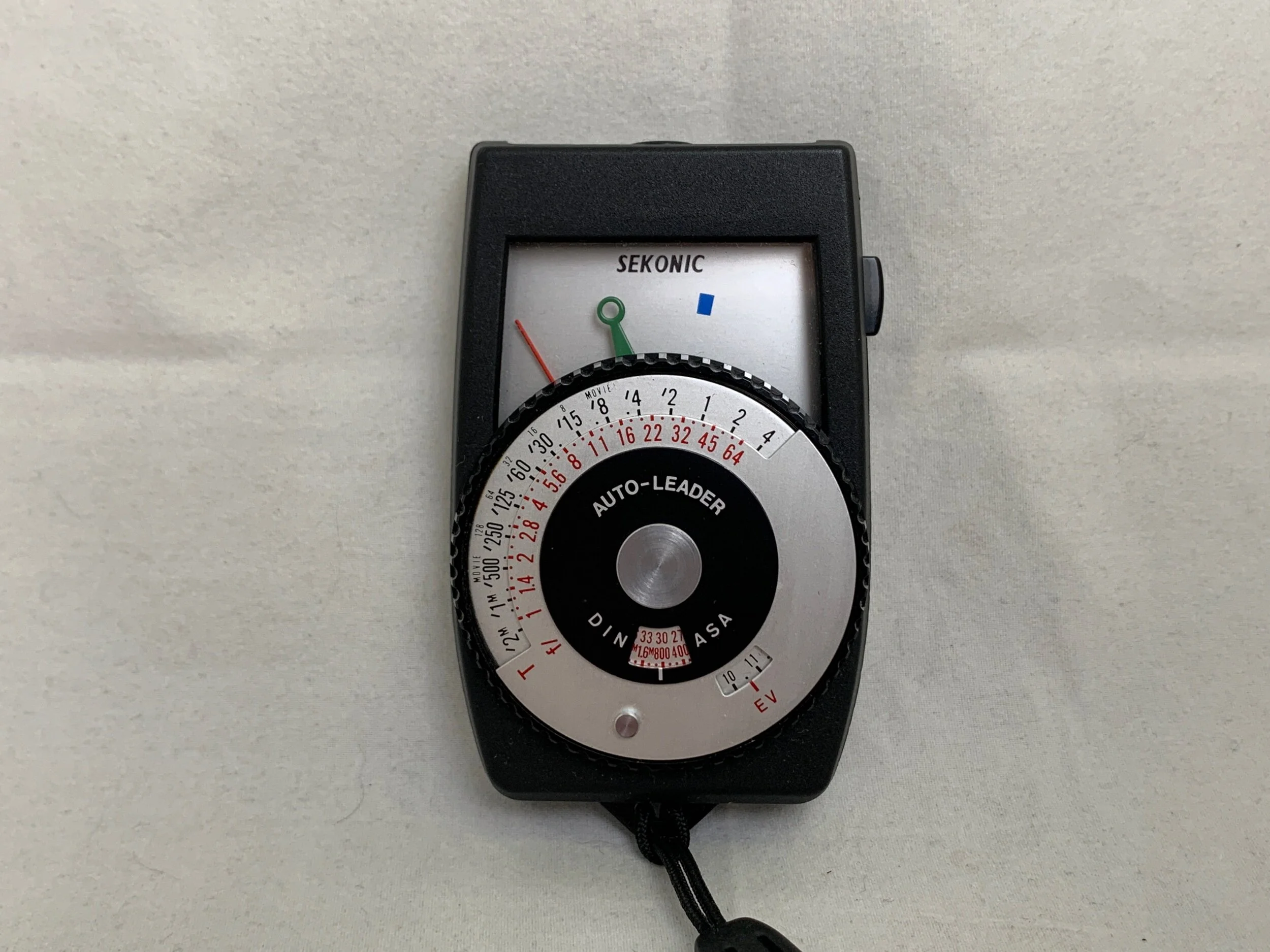 B70E0AC1-8D0E-40F2-BDC7-ACE11E302411