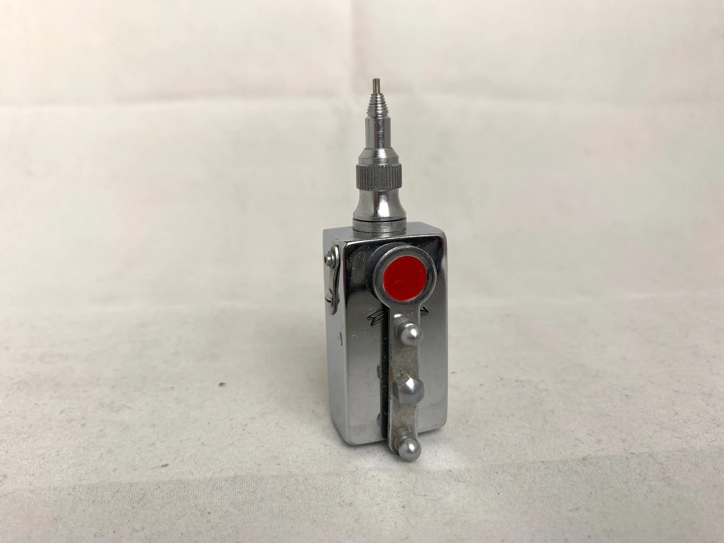 6C0A405F-2BAB-4EA0-A60A-00C2552D5259