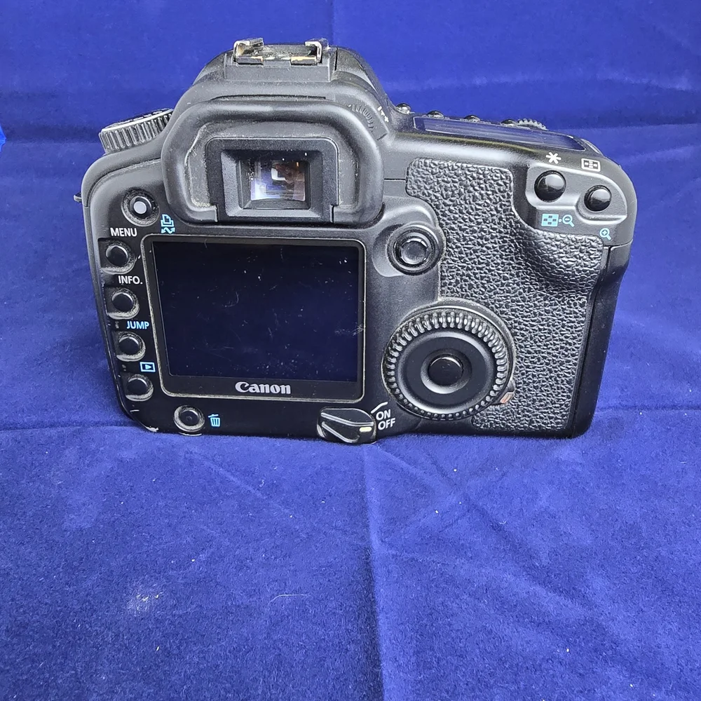 Canon EOS-1n body (*) — Camera Center