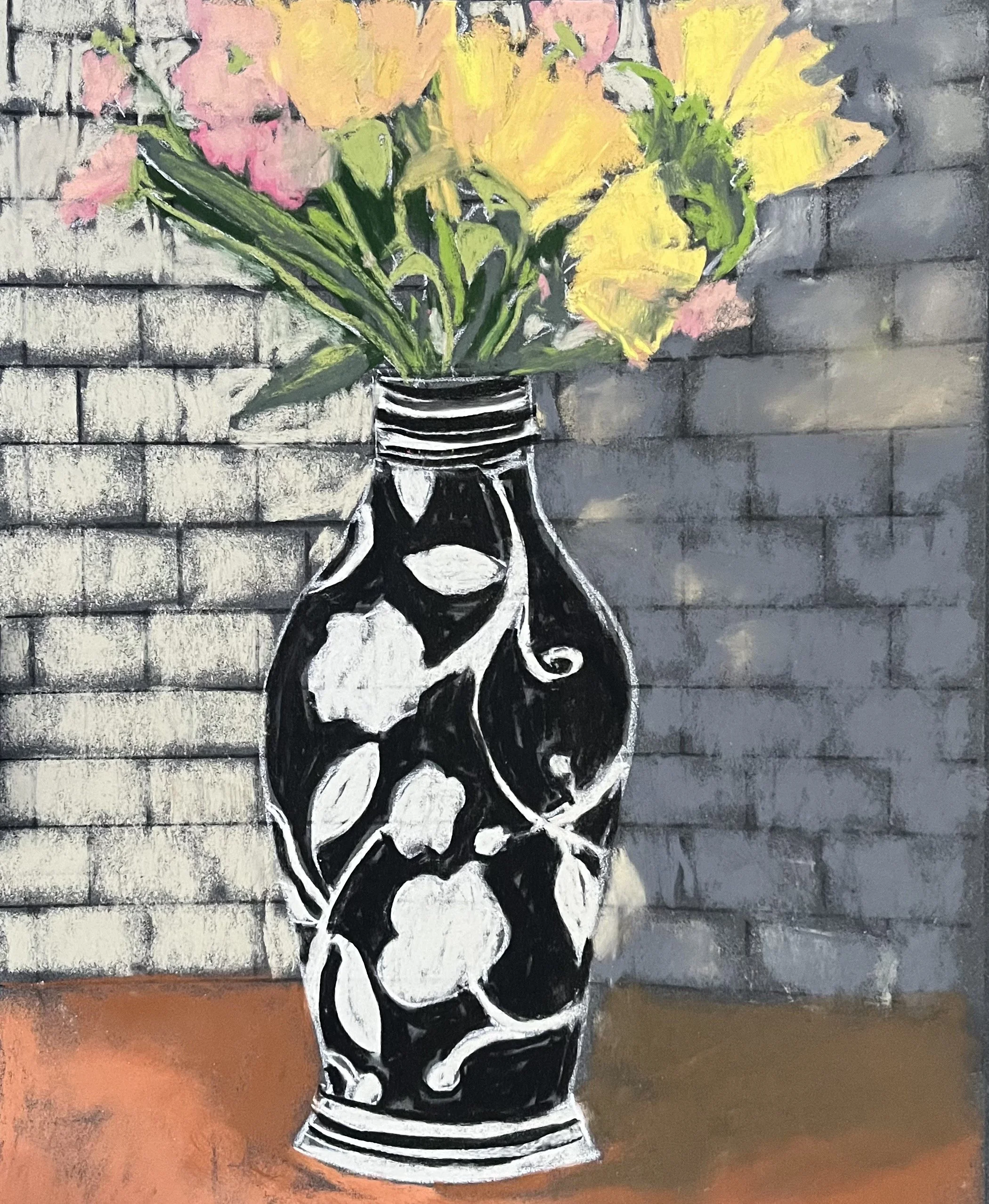 black and white vase.jpeg