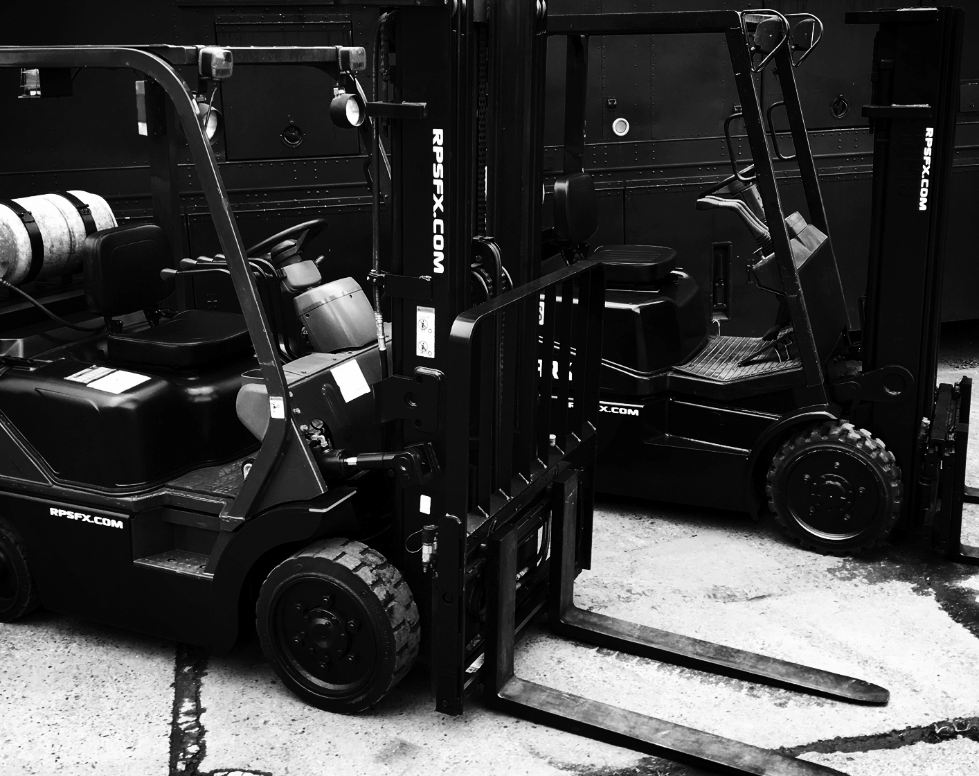 forklift.JPG
