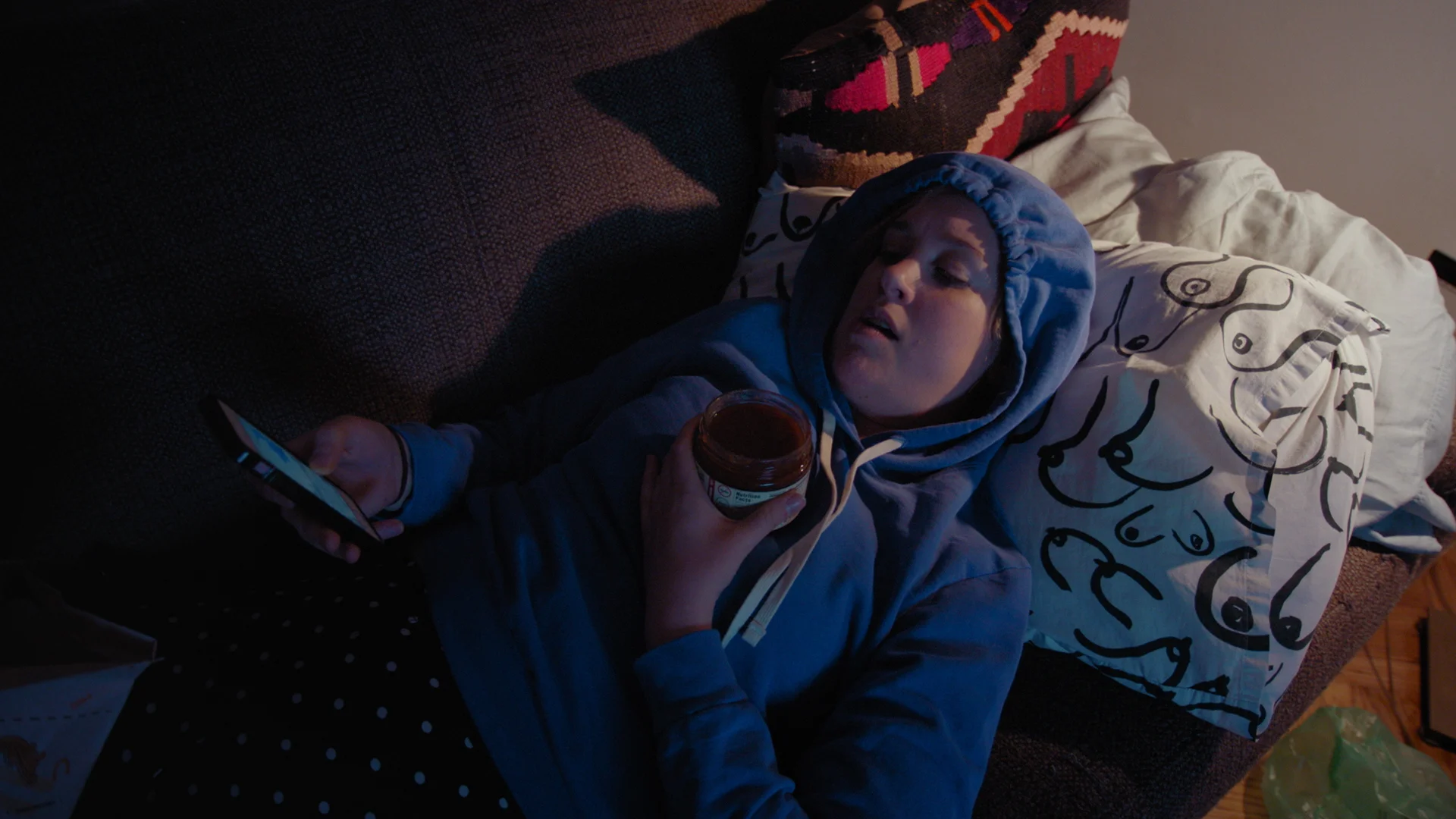 NoBudge Features Mary Dauterman’s “On My Way” Calling It “A Telling Time Capsule of Millennial Relationships” 