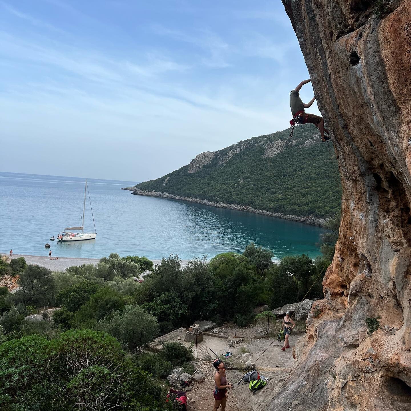 Tatziki fuelled climbing trip to Greece 🇬🇷