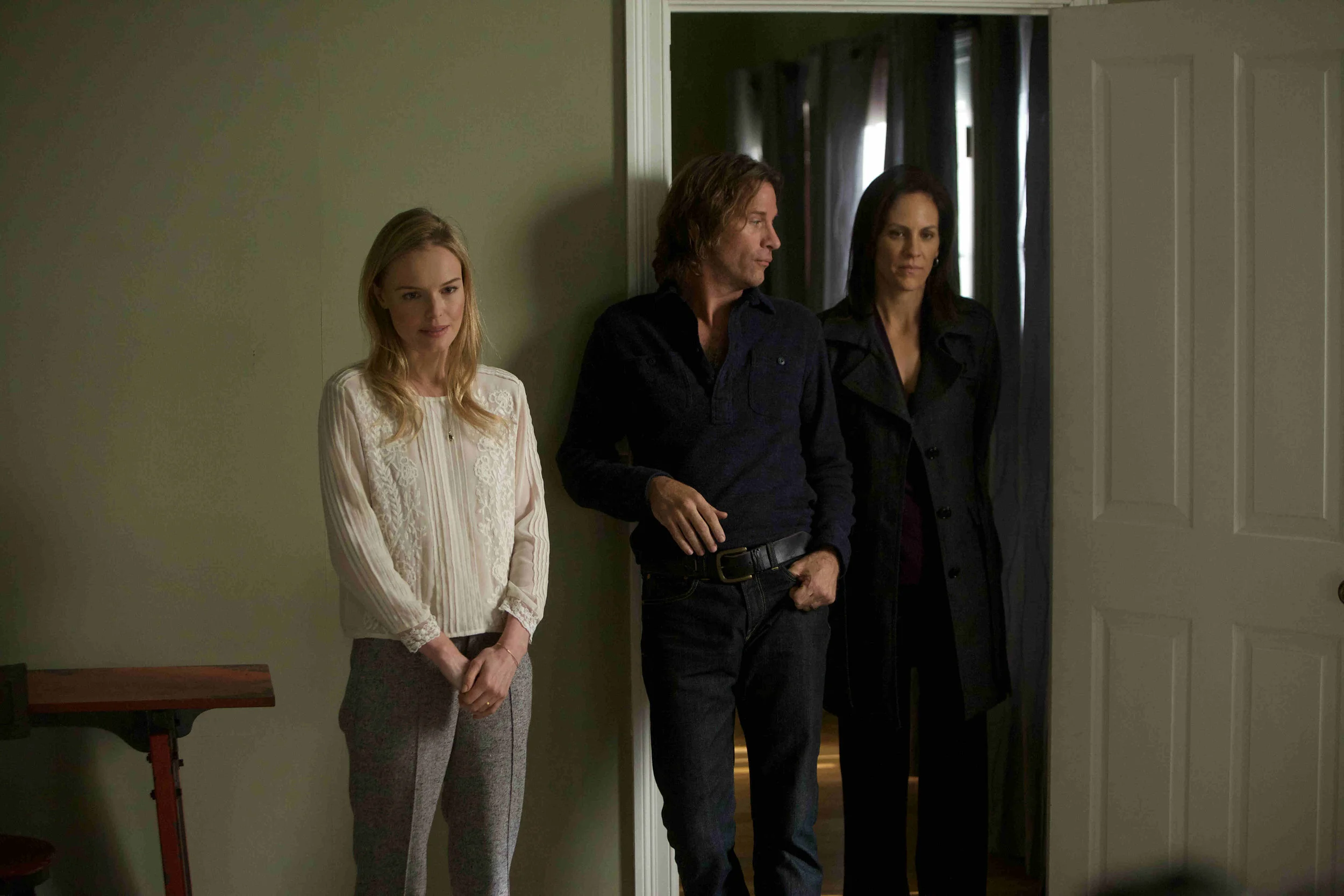 Annabeth Gish and Kate Bosworth in Before I Wake