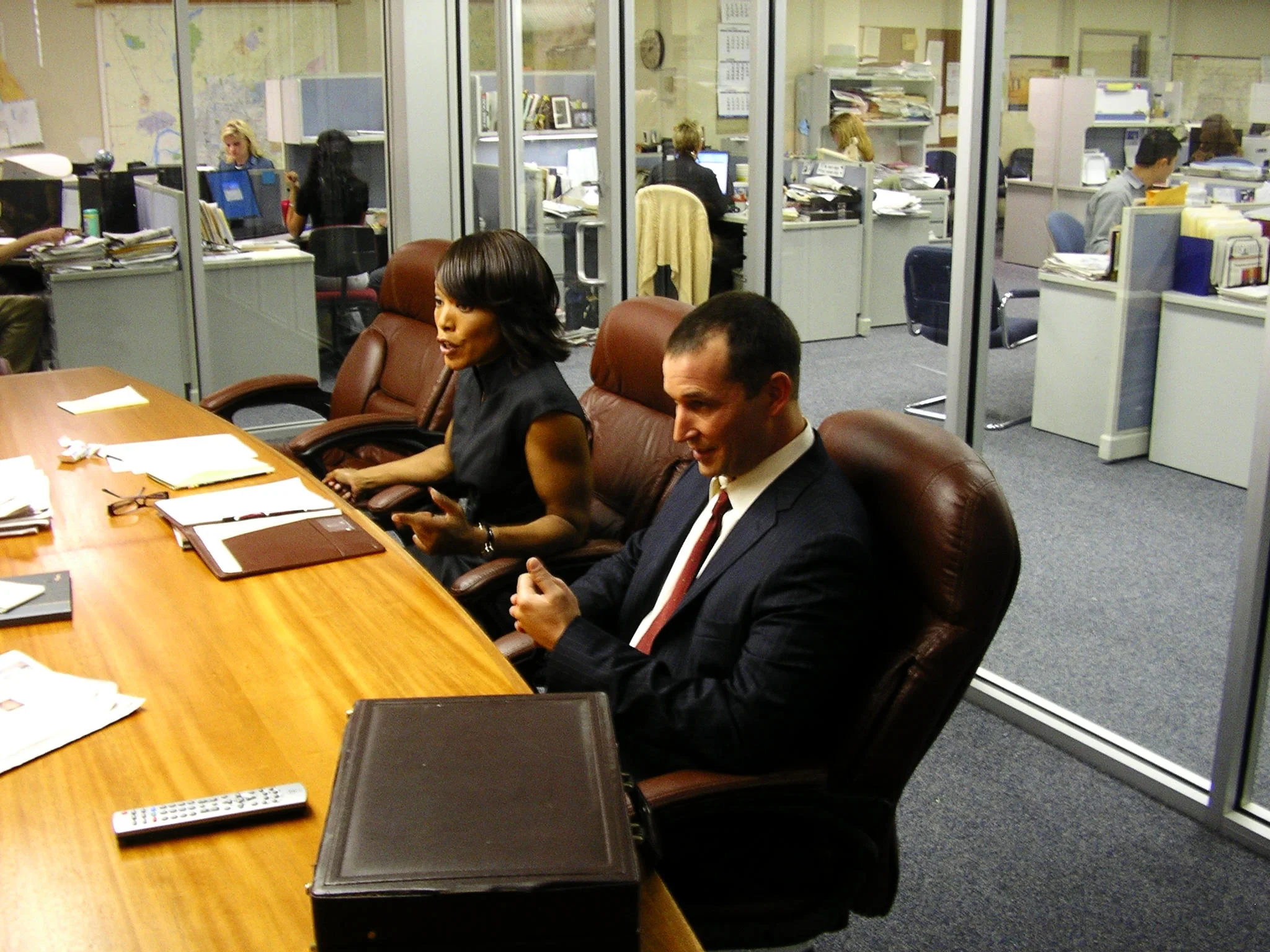 Angela Bassett and Noah Wyle Nothing but the Truth