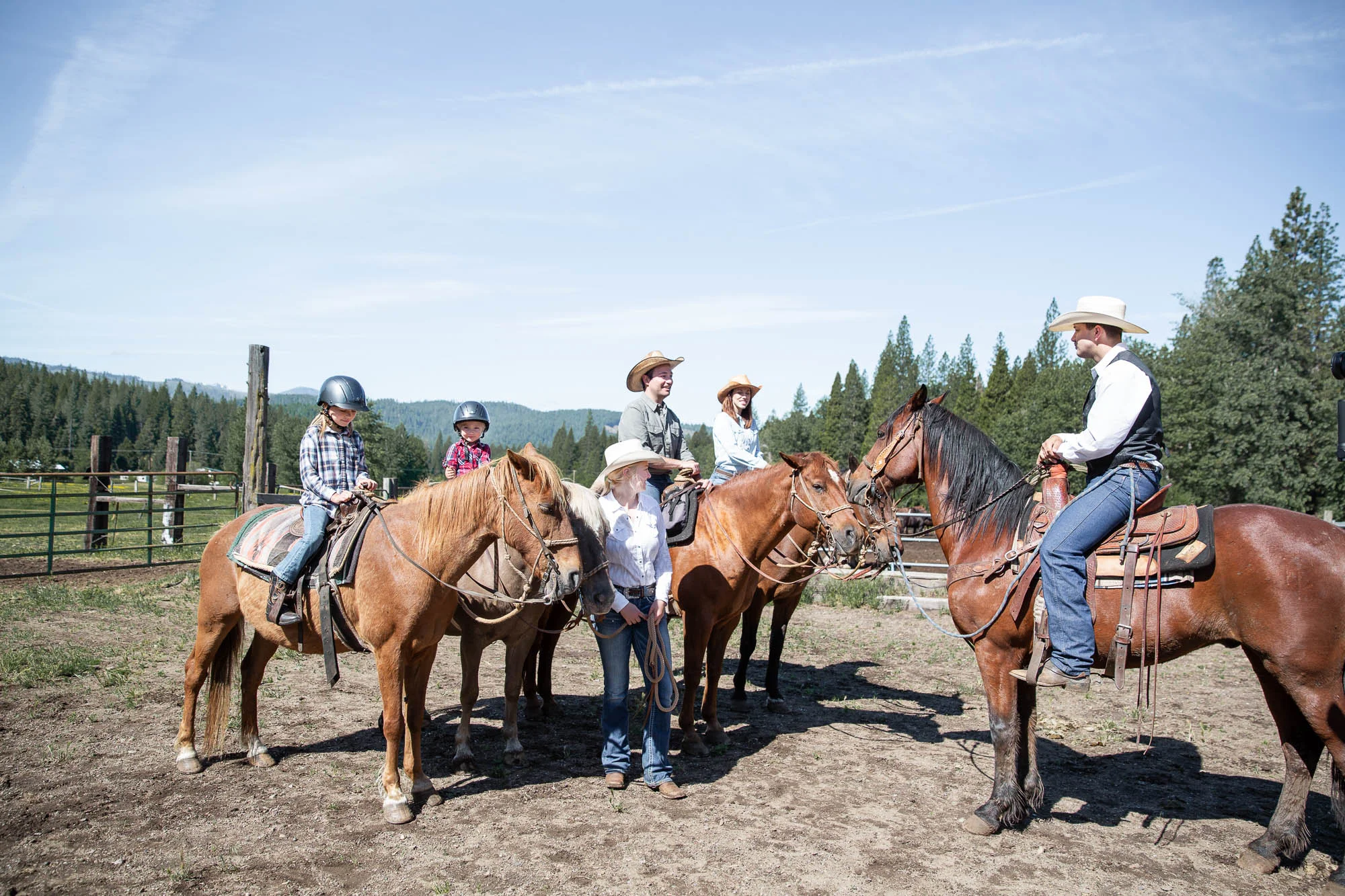 Arena beginner rider classes are available for our guests of Greenhorn Ranch