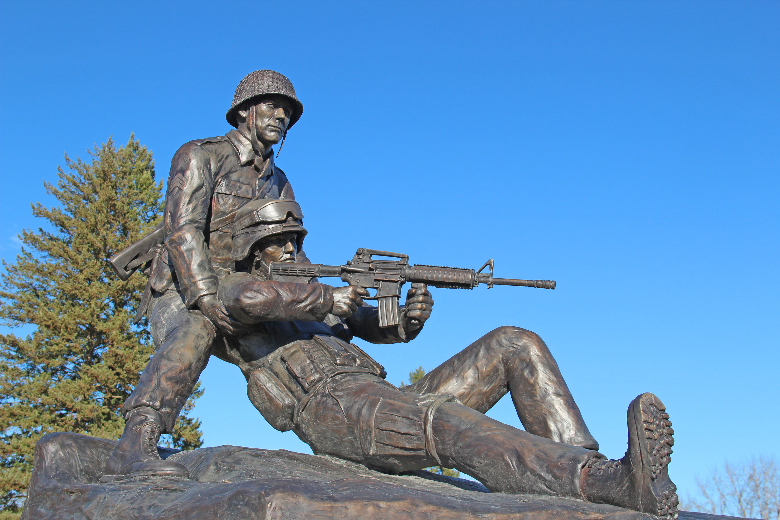 Veteran's Memorial by Scott Lennard