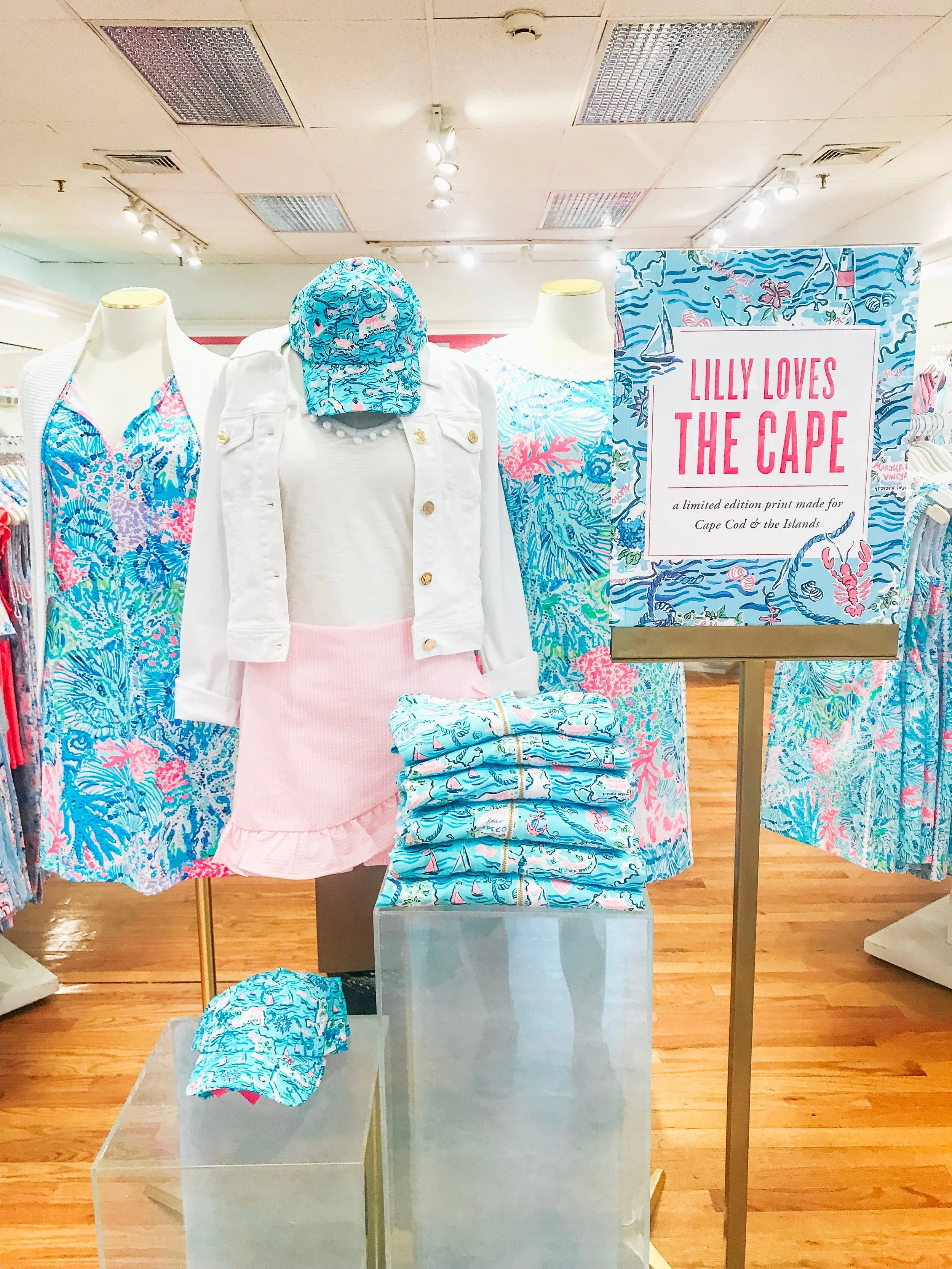 how cute is the Lilly pulitzer cape cod collection?!