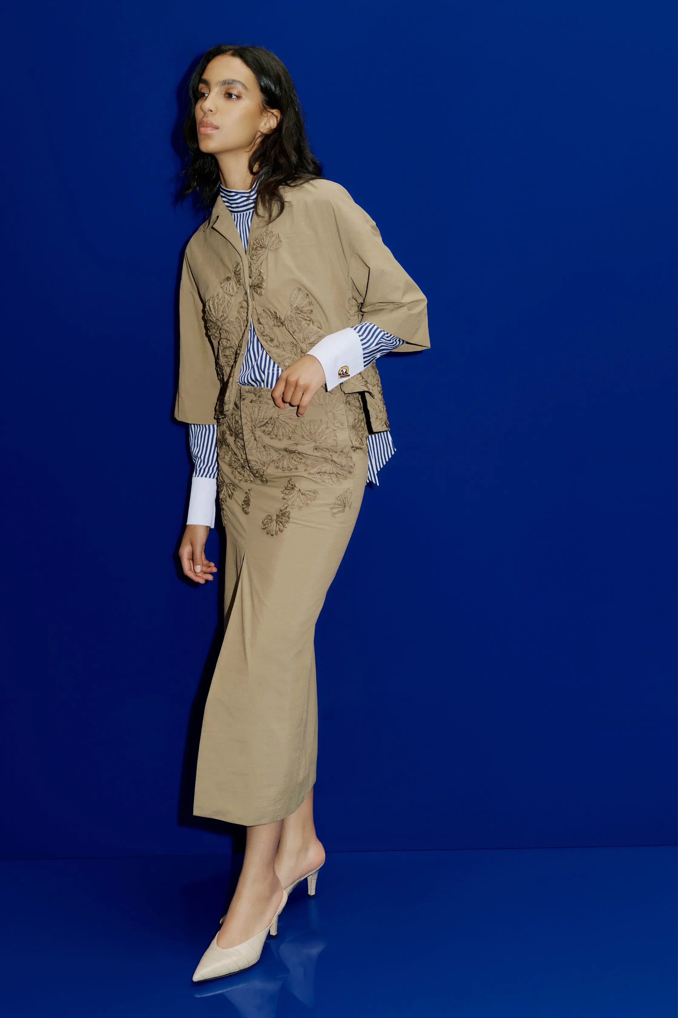00001-veronica-beard-resort-2027-credit-brand.jpg.webp