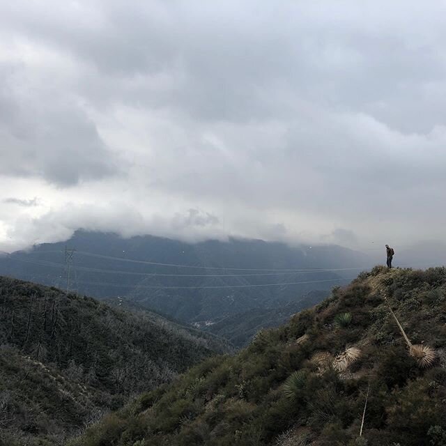 Keeping my #socialdistance at 5000 ft 📸: @carlygrz