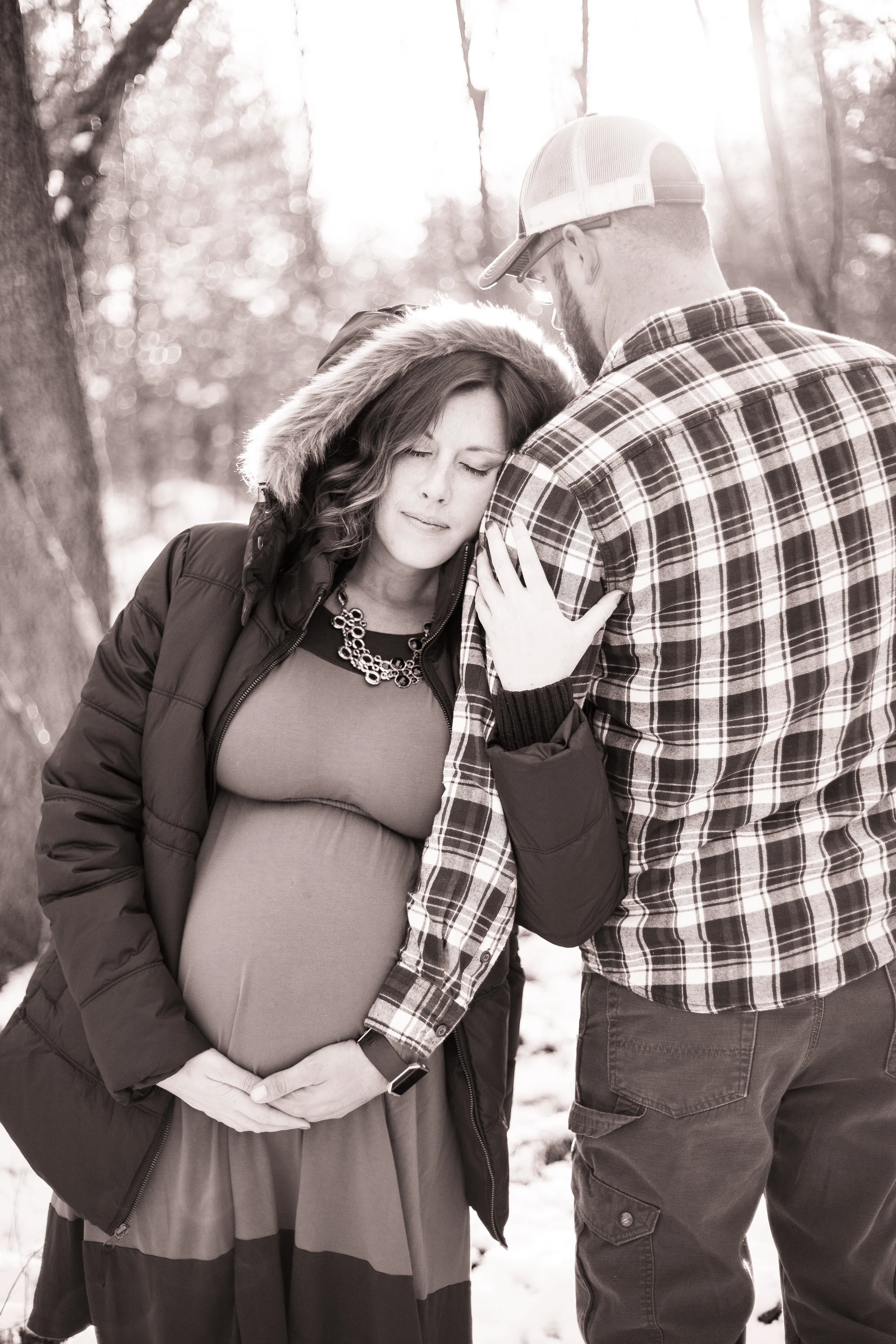 bailey-snowy-maternity-session-2-24.JPG