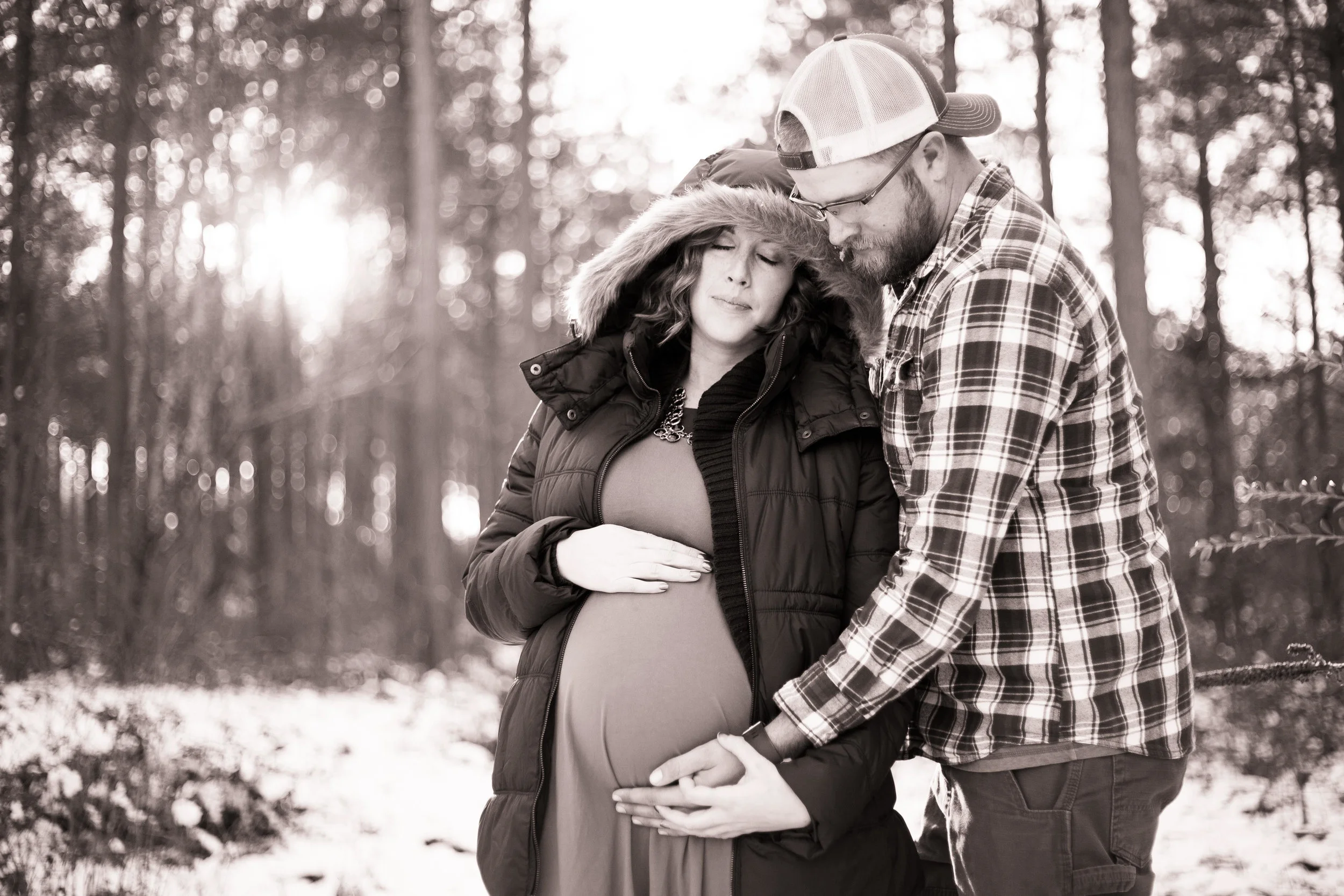 bailey-snowy-maternity-session-2-30.JPG