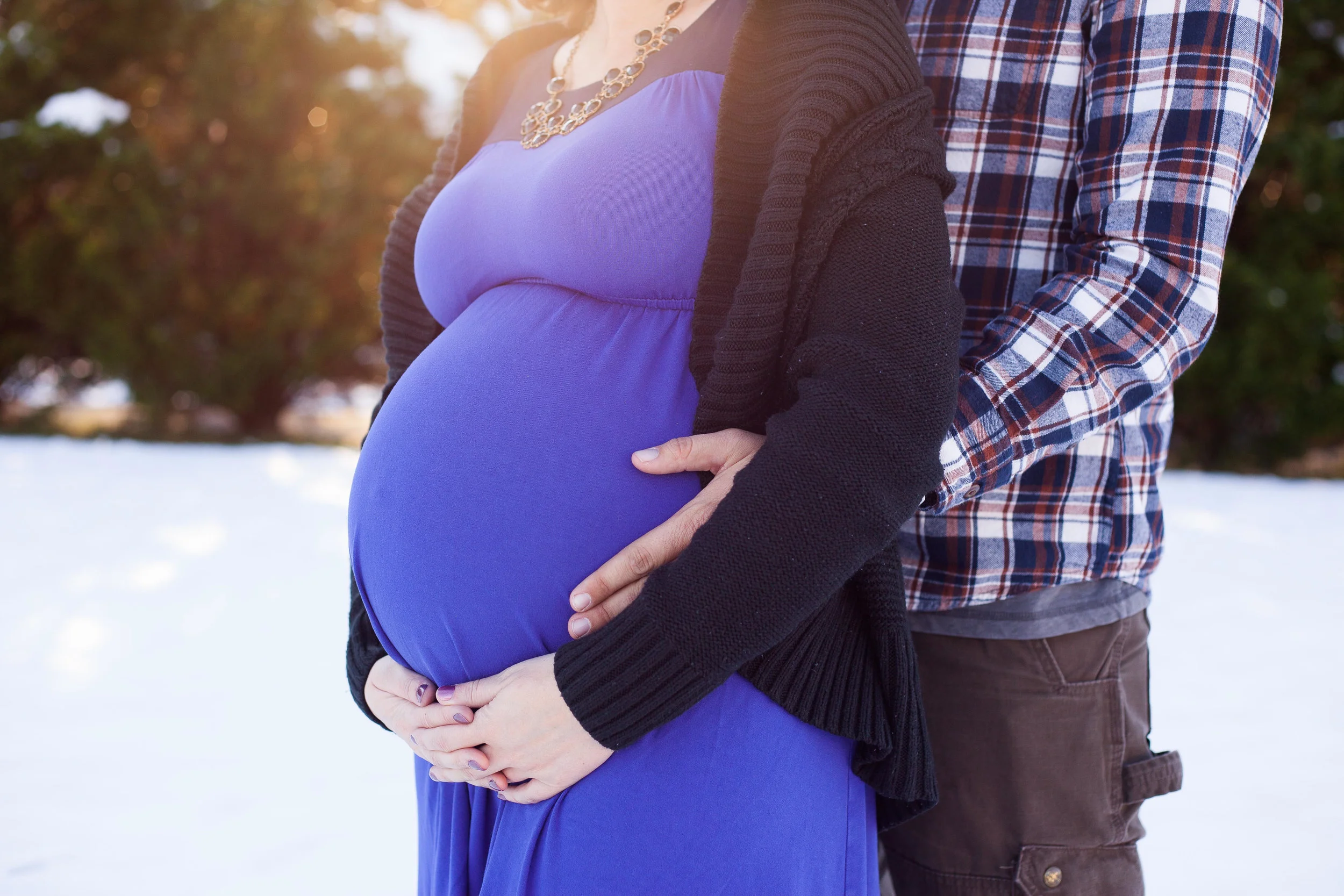 bailey-snowy-maternity-session-7924.JPG