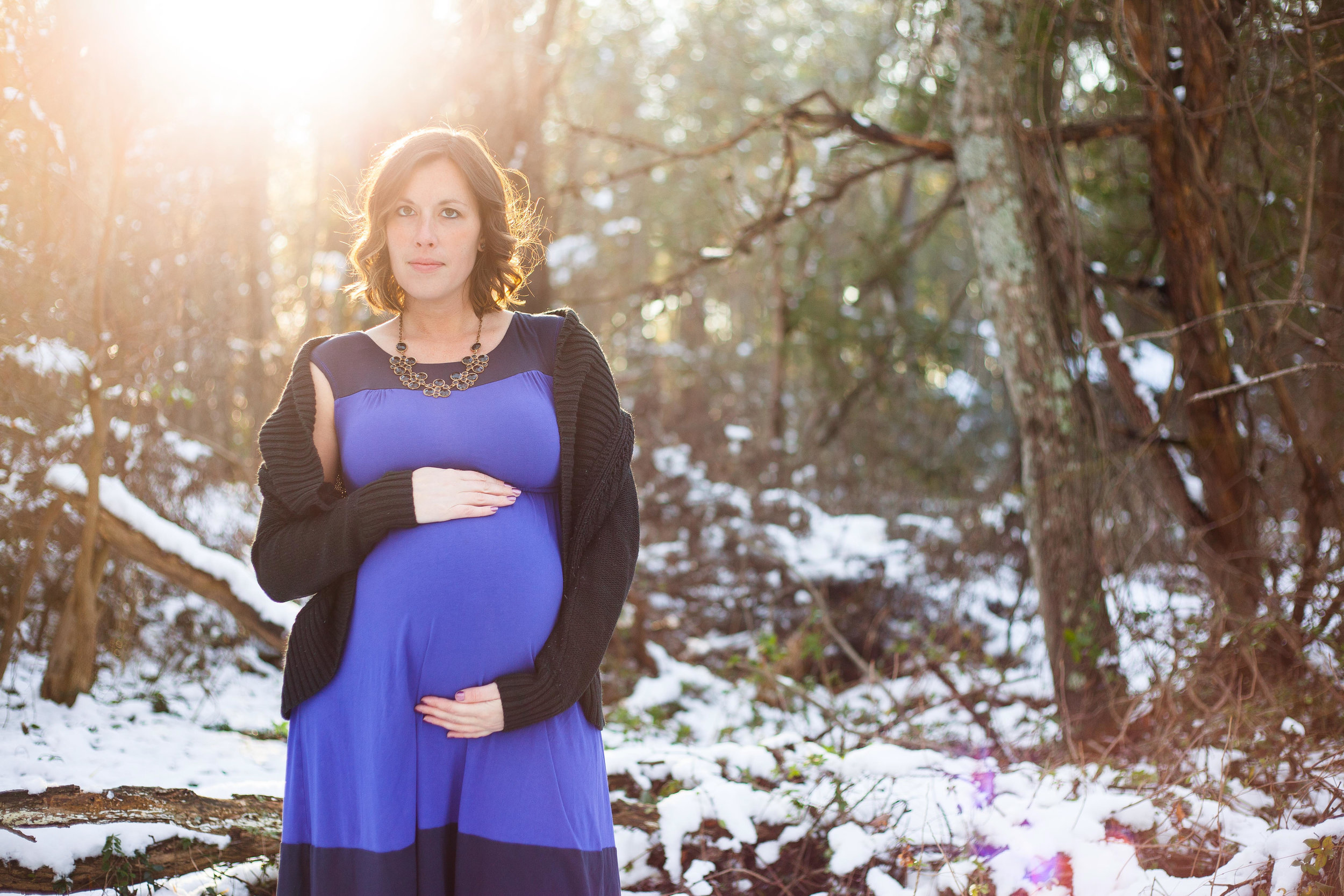 bailey-snowy-maternity-session-8096.JPG