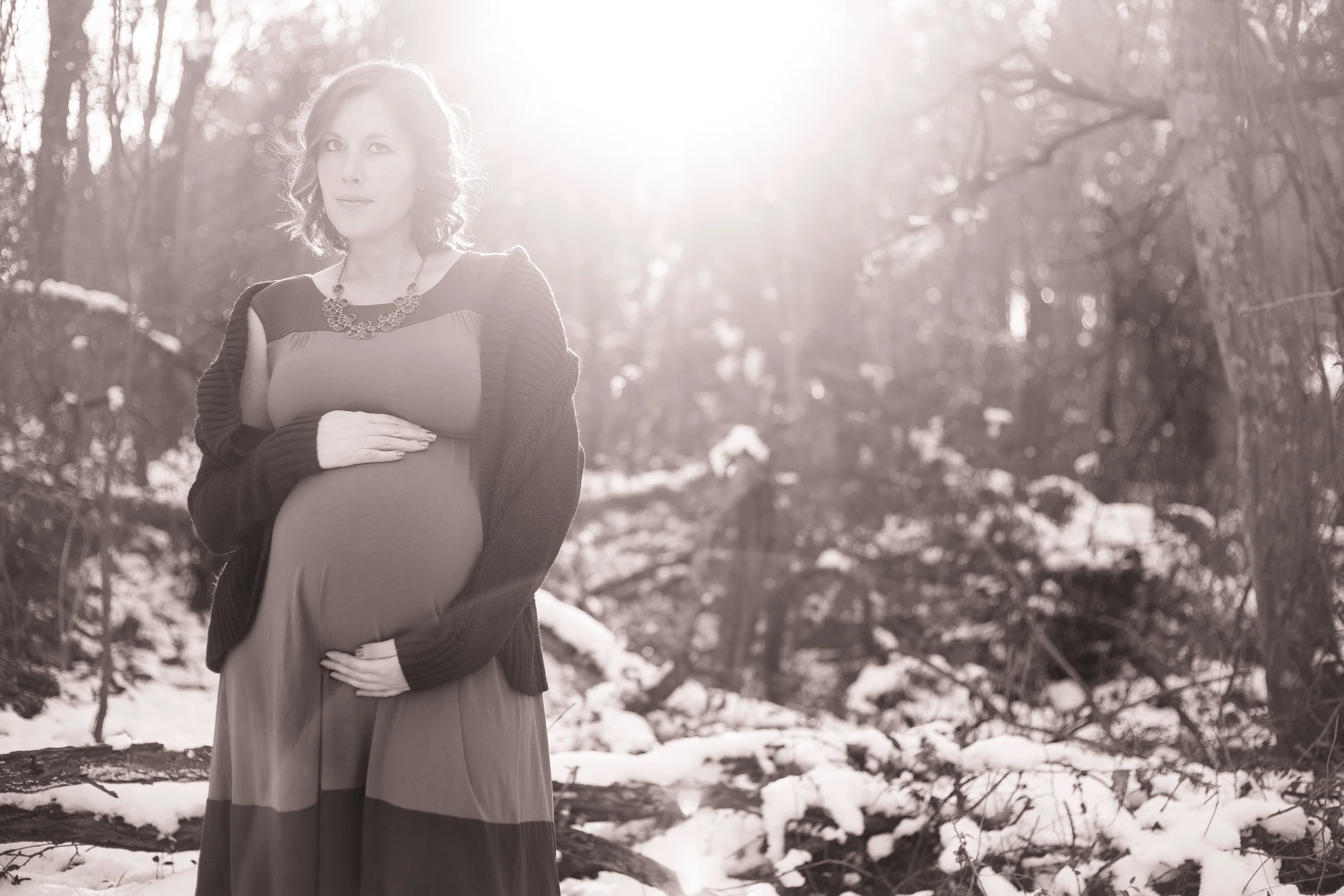 bailey-snowy-maternity-session-8098.JPG