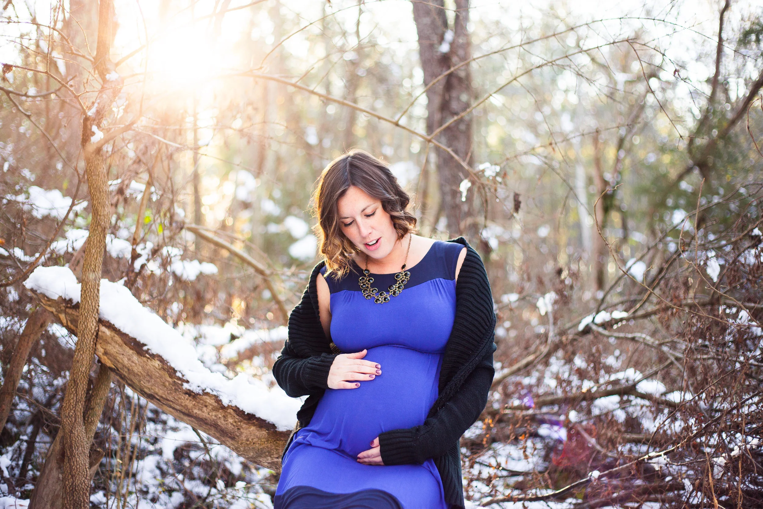bailey-snowy-maternity-session-8107.JPG
