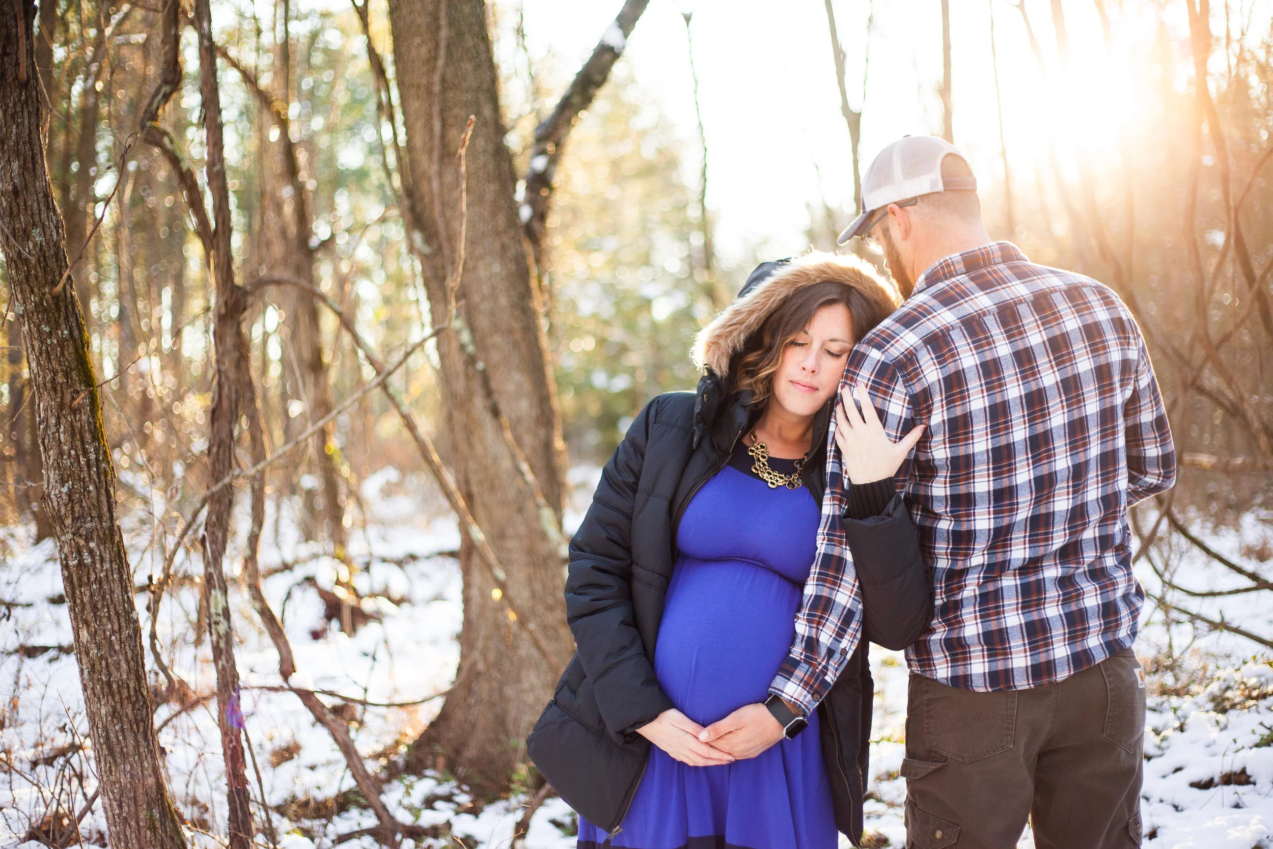 bailey-snowy-maternity-session-8184.JPG