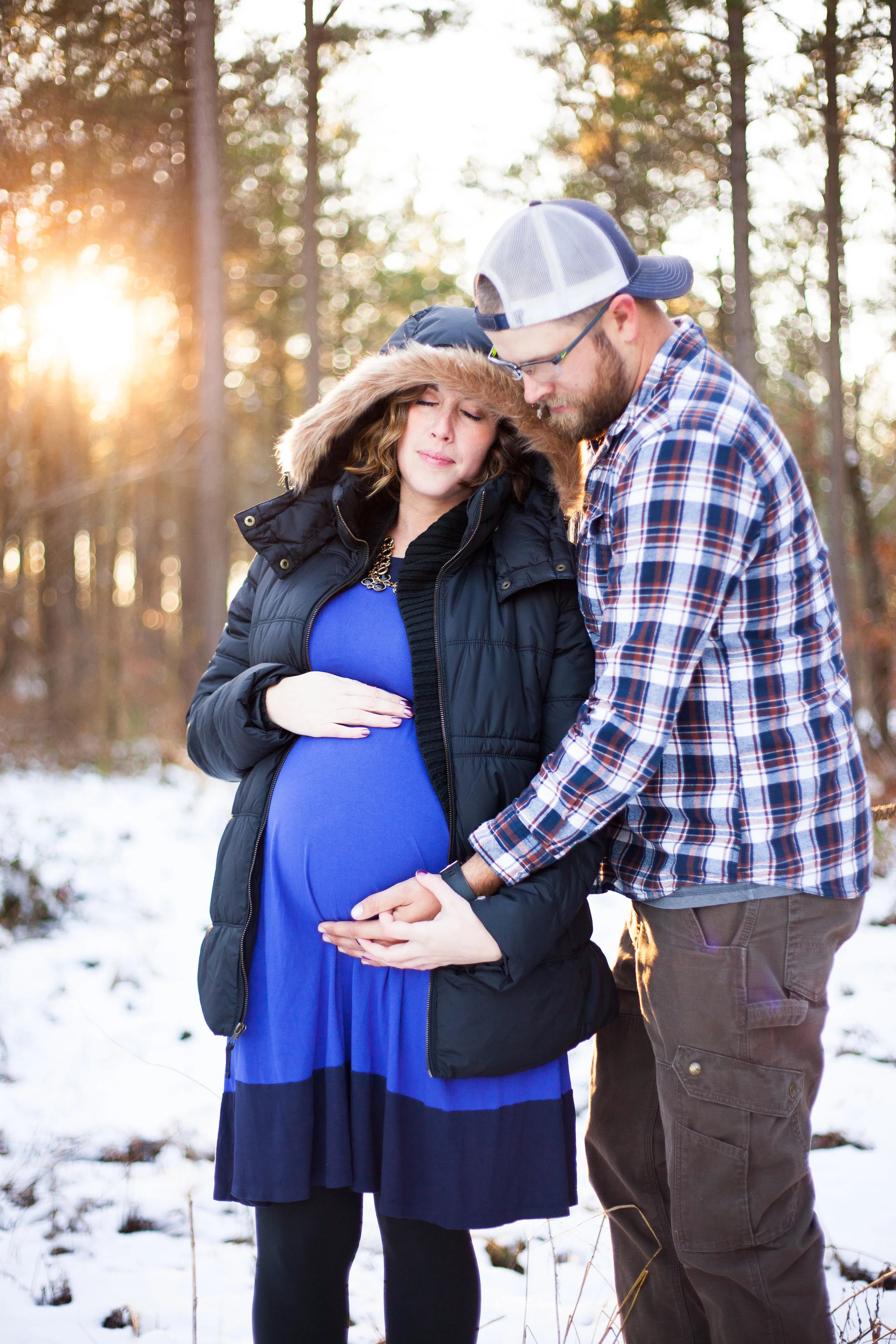 bailey-snowy-maternity-session-8284.JPG