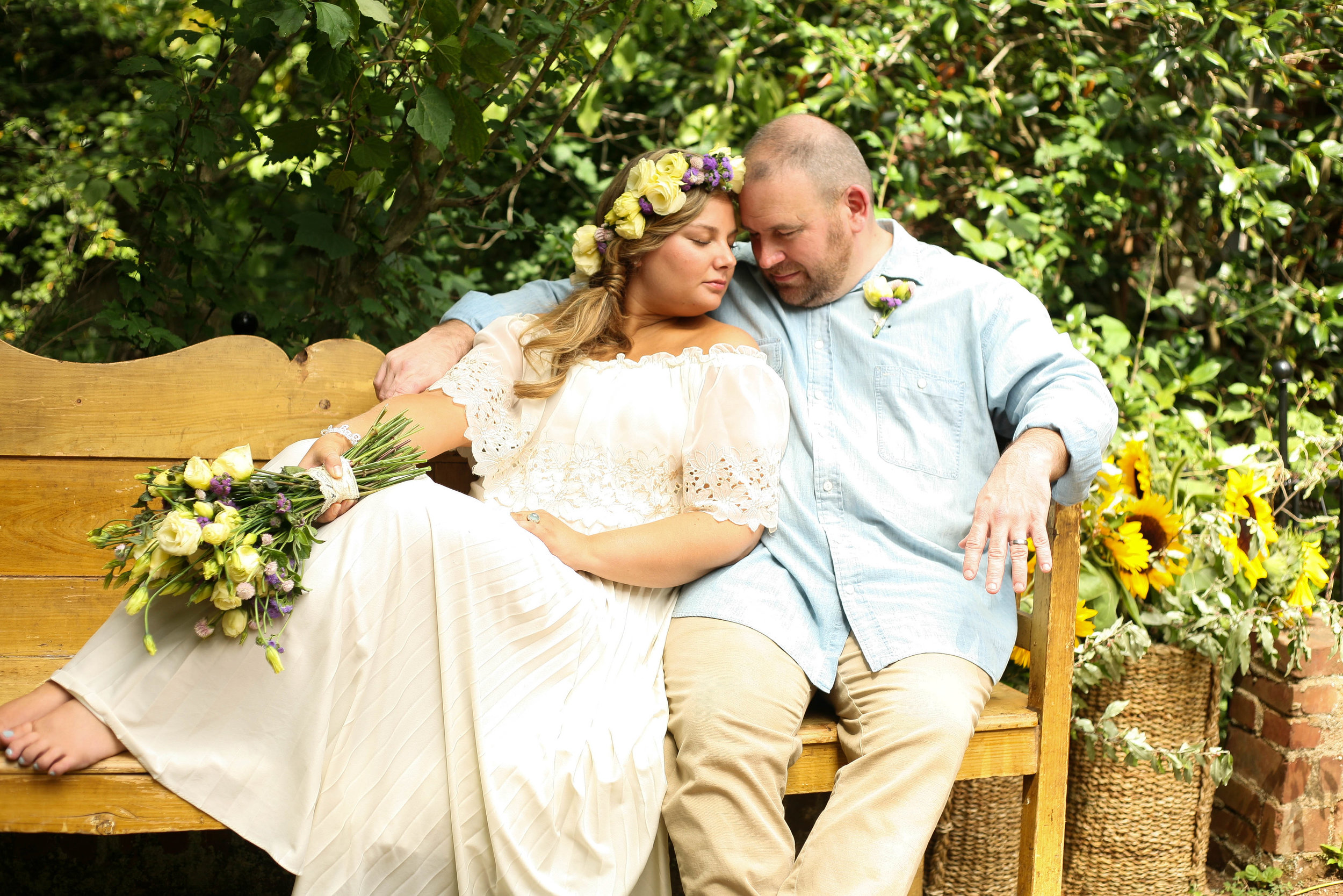 chris-carly-backyard-boonsboro-wedding-2-12.JPG
