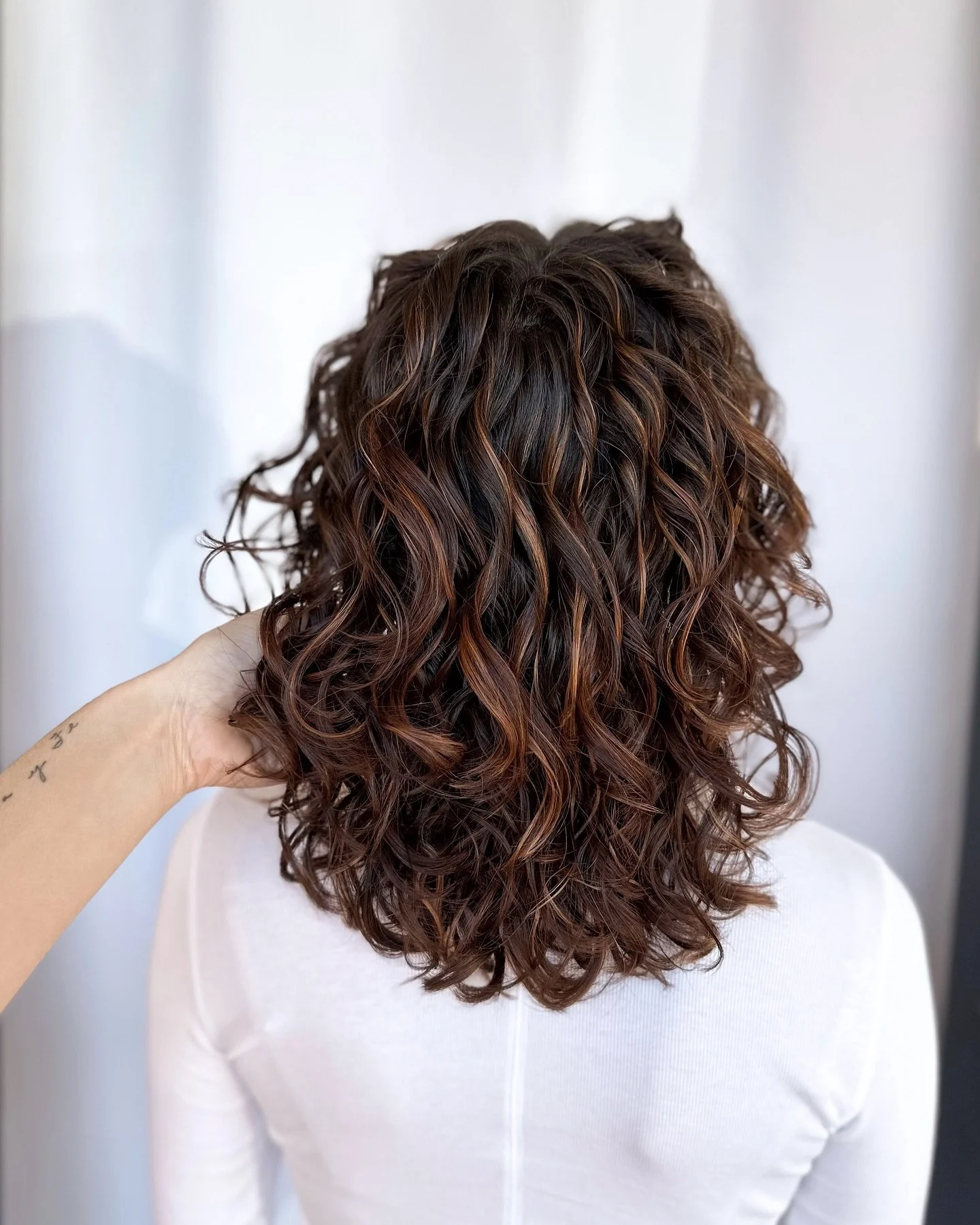 Before your curls lose their shine this winter, read this.

1. Feed Your Curls More Hydration

SD winters aren&rsquo;t harsh, but they are dry. Swap one wash day for a co-wash, and layer a lightweight leave-in before your curl cream. Your curls will 