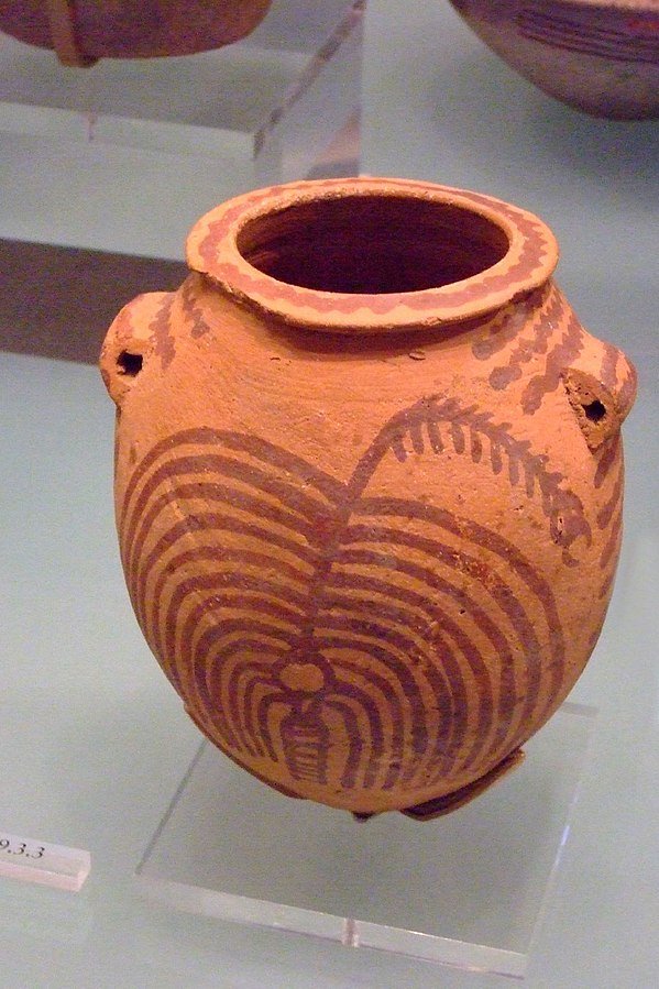 Jar depicting plant or tree Naqada II (3650-3300 BCE pottery predynastic Egypt