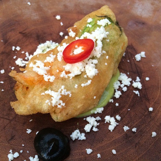 Squash Blossom Relleno