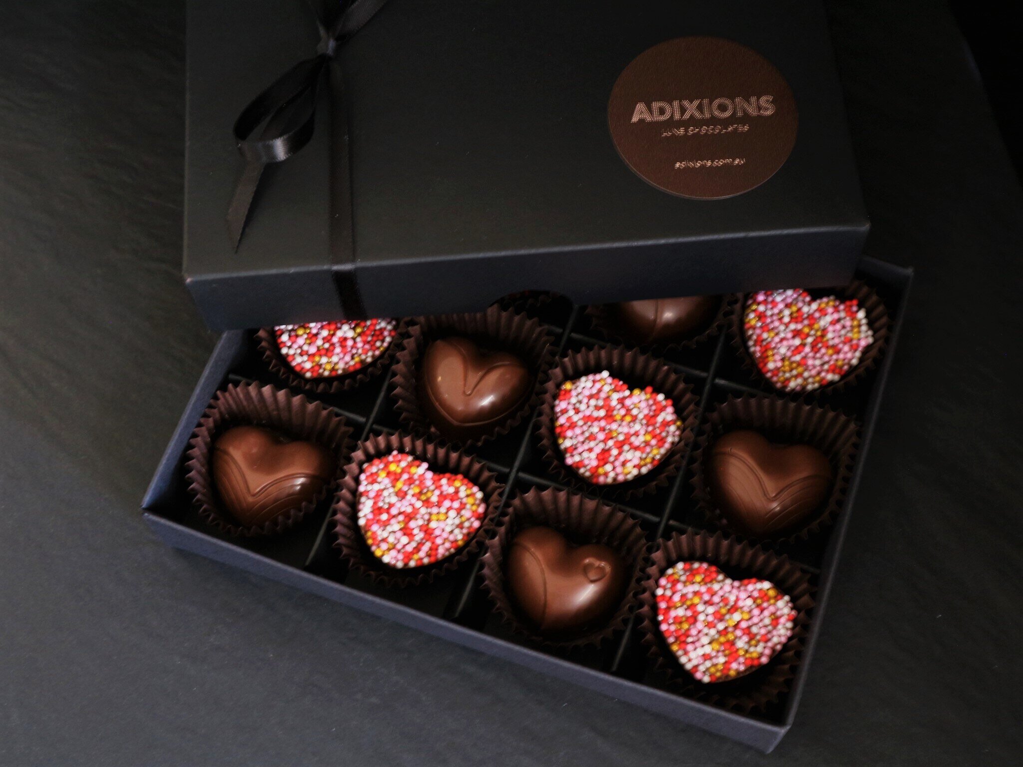 Luxe Box of 12 Retro Milk Chocolate Freckles