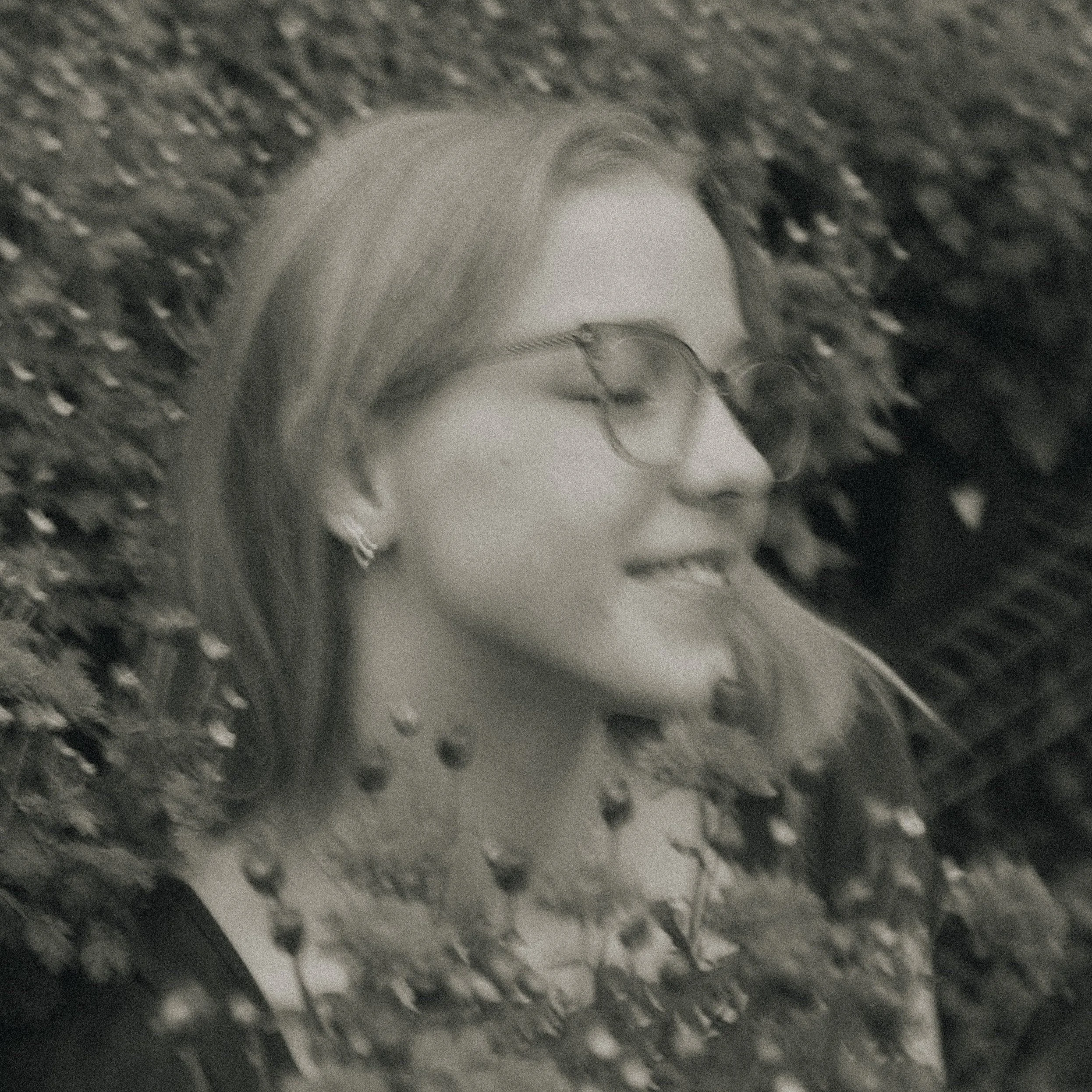 A Greenhouse 2024 Senior Session - Lizzie