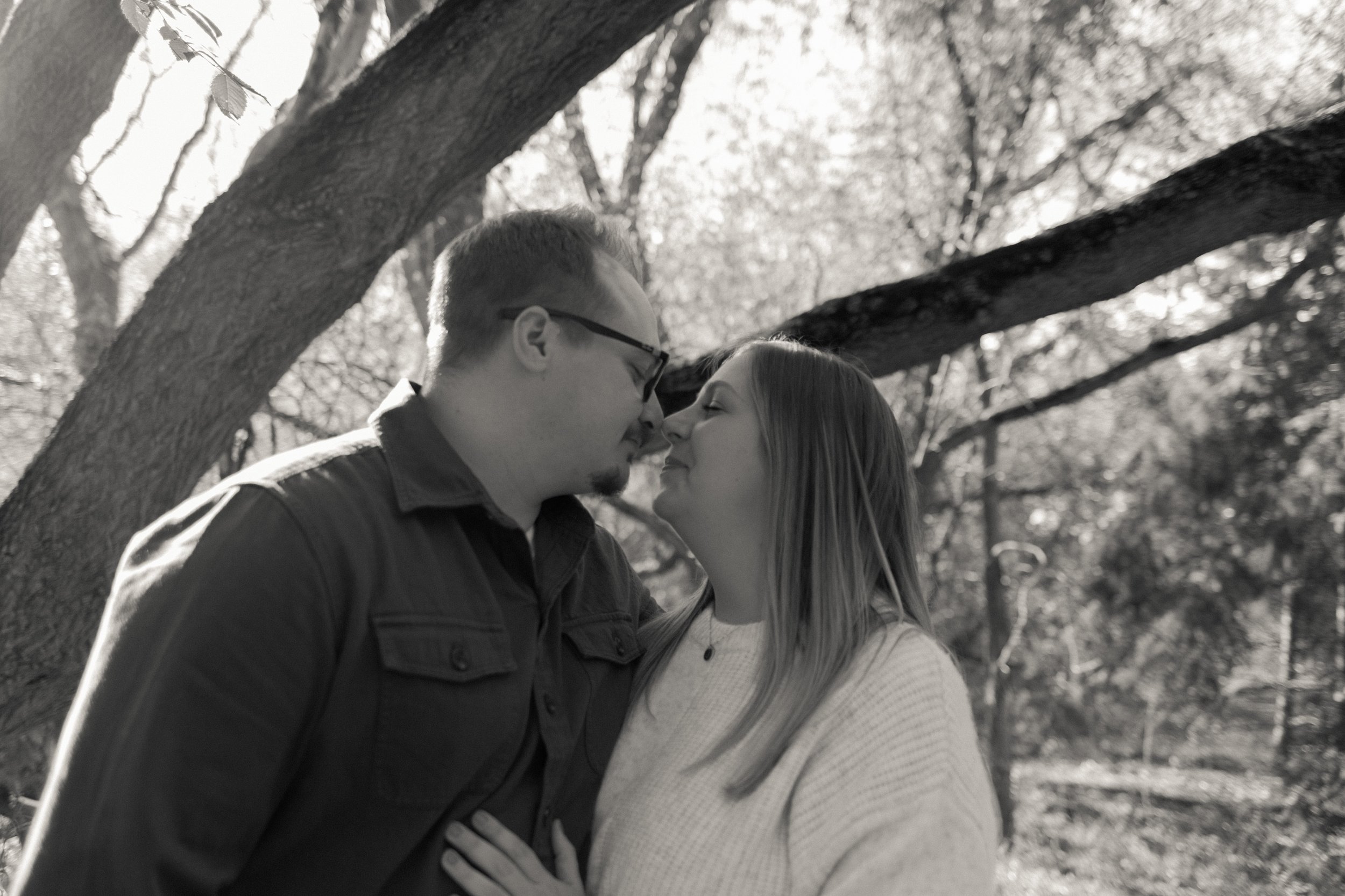 Jinna_Jeff_Engaged-168 B&W.jpg