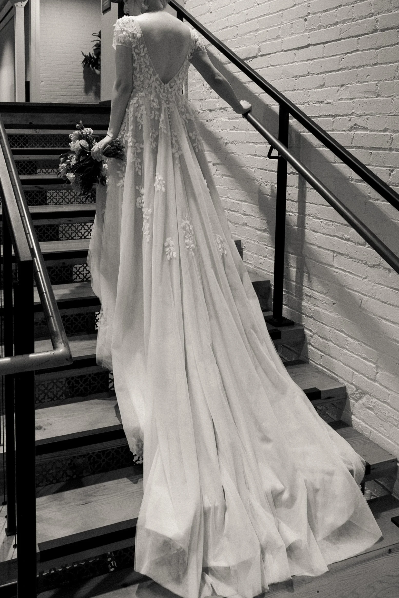 Erica_Kevin_Wedding-231 B&W.jpg