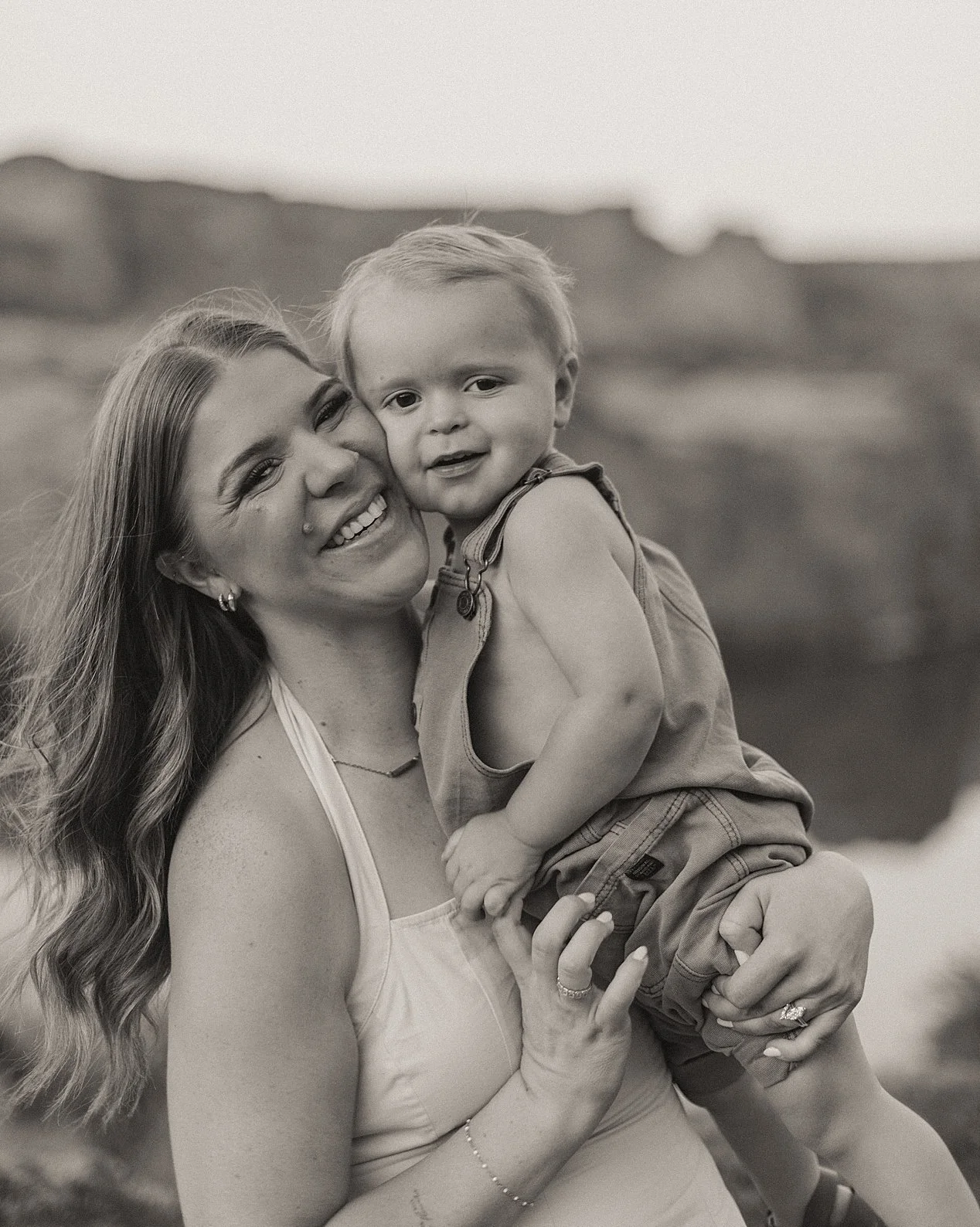KenziPetersonPhotography_IowaCityPhotographer_CedarRapidsPhotographer_IowaWeddingPhotographer_7729.jpg