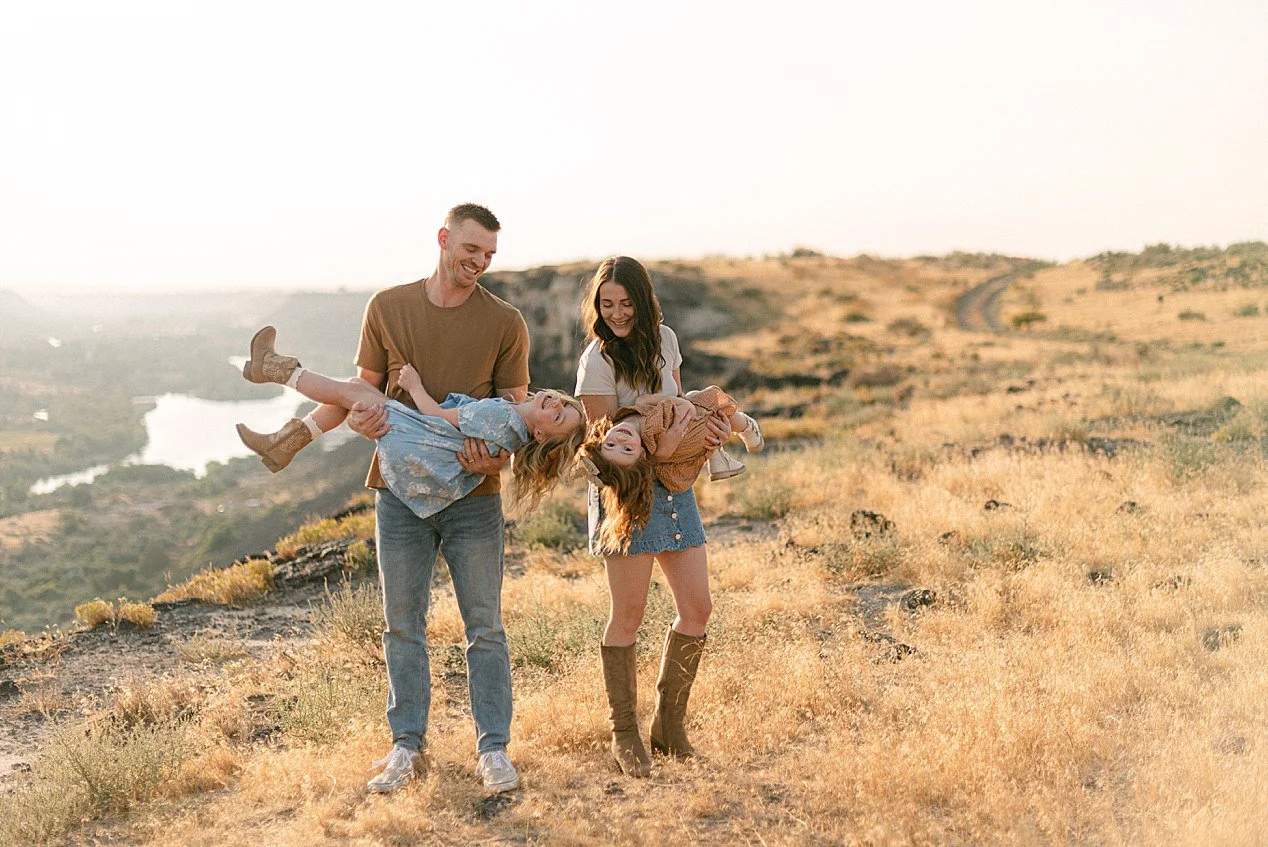KenziPetersonPhotography_TwinFallsPhotographer_TwinFallsFamilyPhotographer_7847.jpg