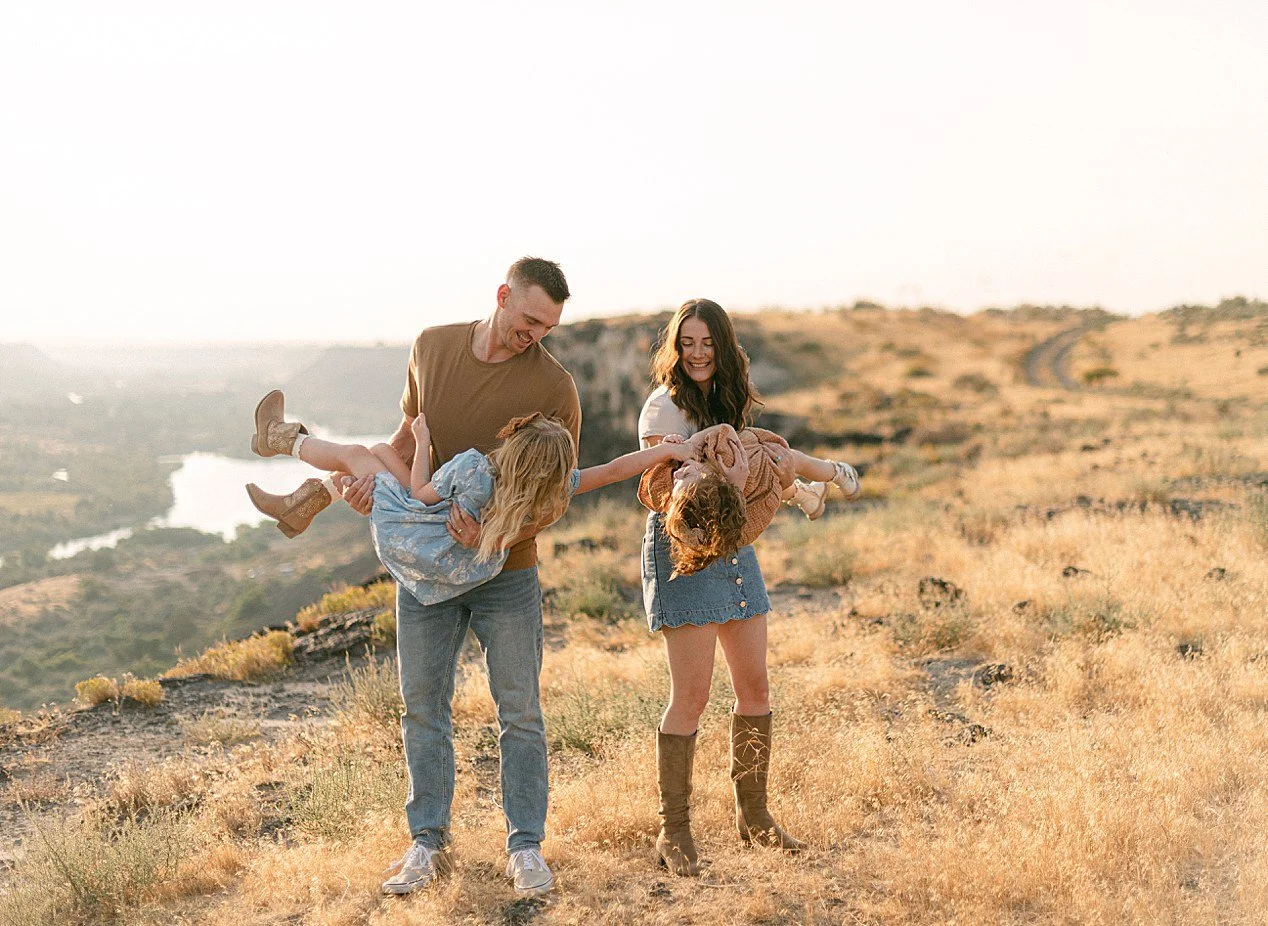 KenziPetersonPhotography_TwinFallsPhotographer_TwinFallsFamilyPhotographer_7849.jpg