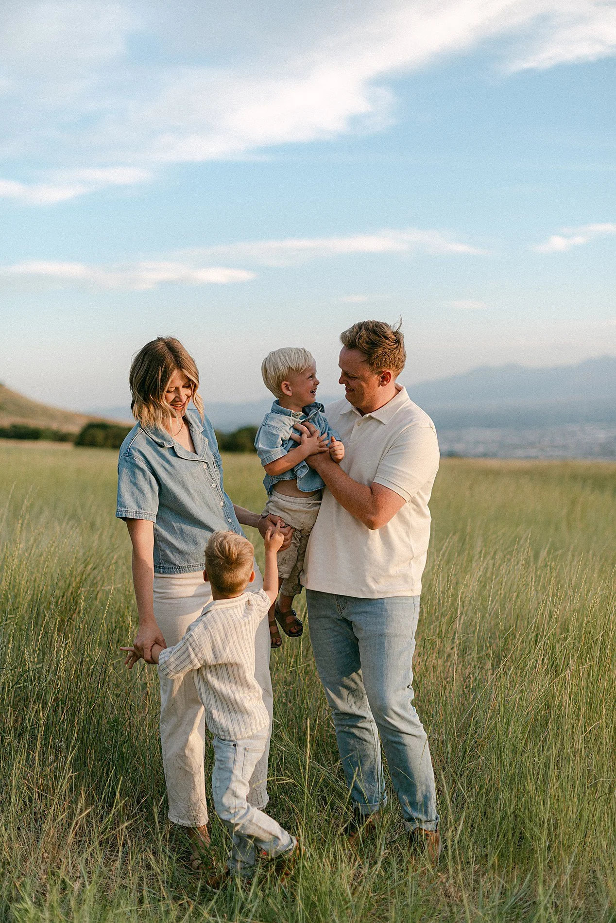 KenziPetersonPhotography_TwinFallsPhotographer_TwinFallsFamilyPhotographer_7926.jpg