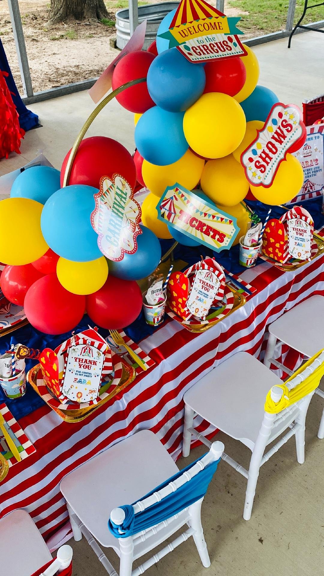 circus carnival clown party planner kids houston.jpg