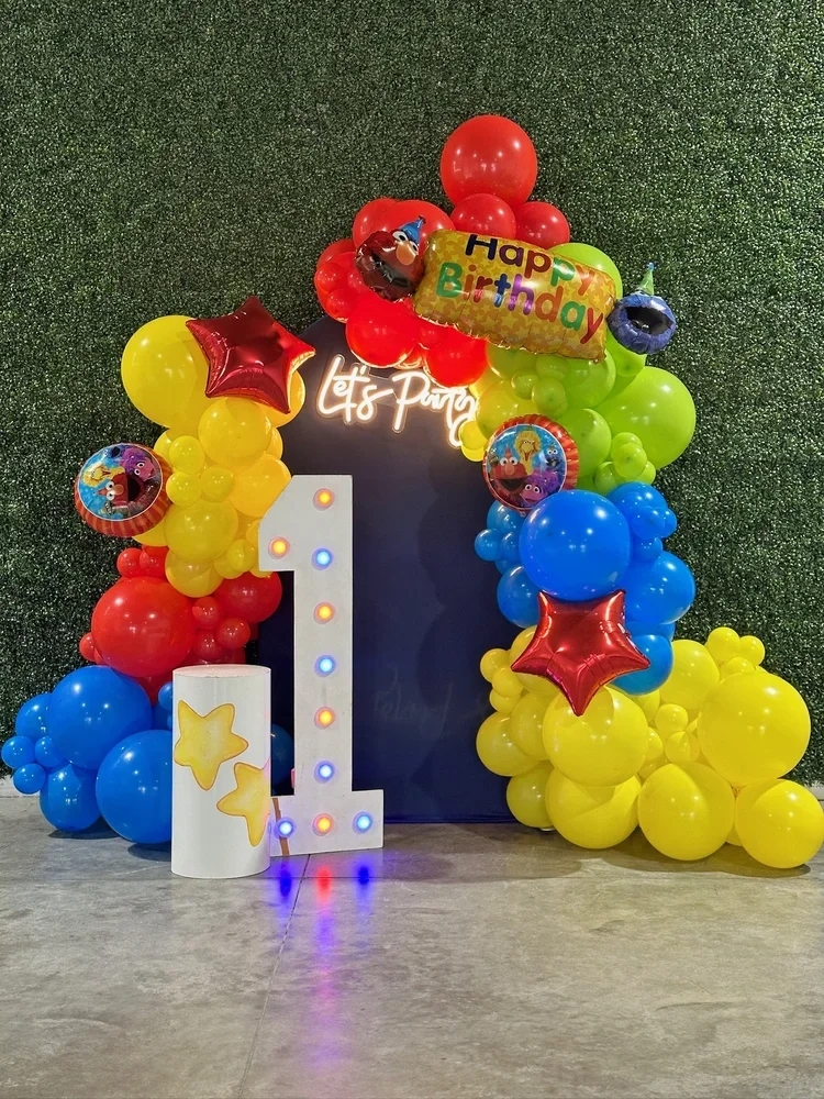 Little+Lavish+Kids+Birthday+Party+Balloons+Houston+2.webp